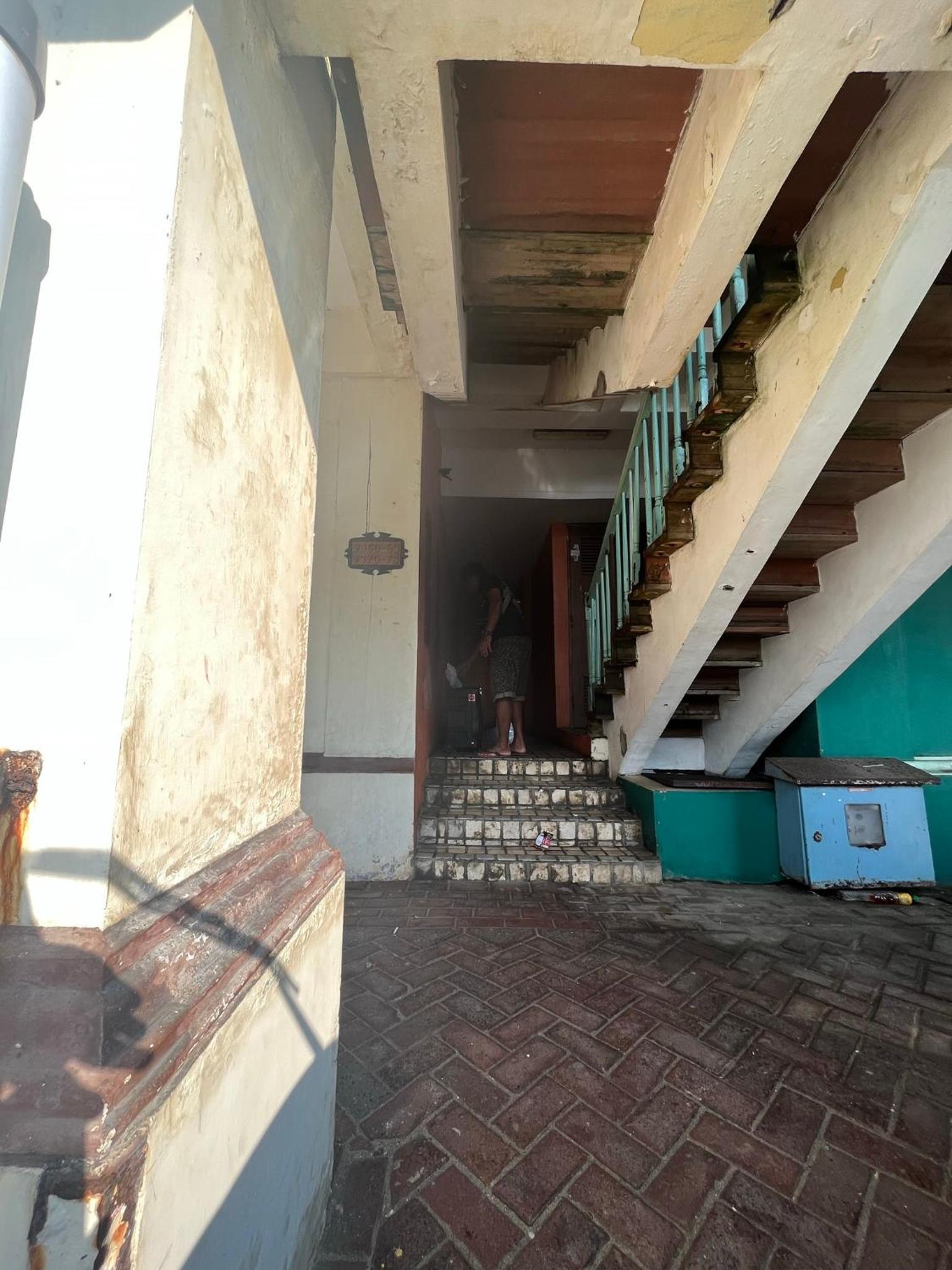 DAMPAR BEACH C3 SELATAN KM69 view 2