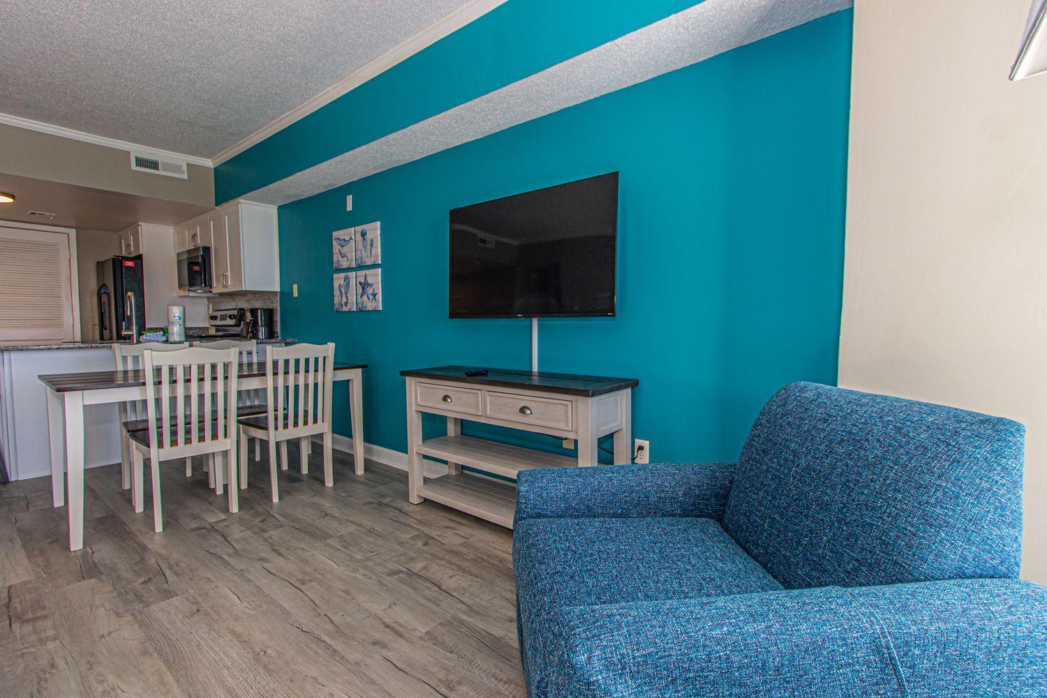 Immaculate 2 Bedroom Apartment with Stunning Views! Palace Resort 2113 view 4