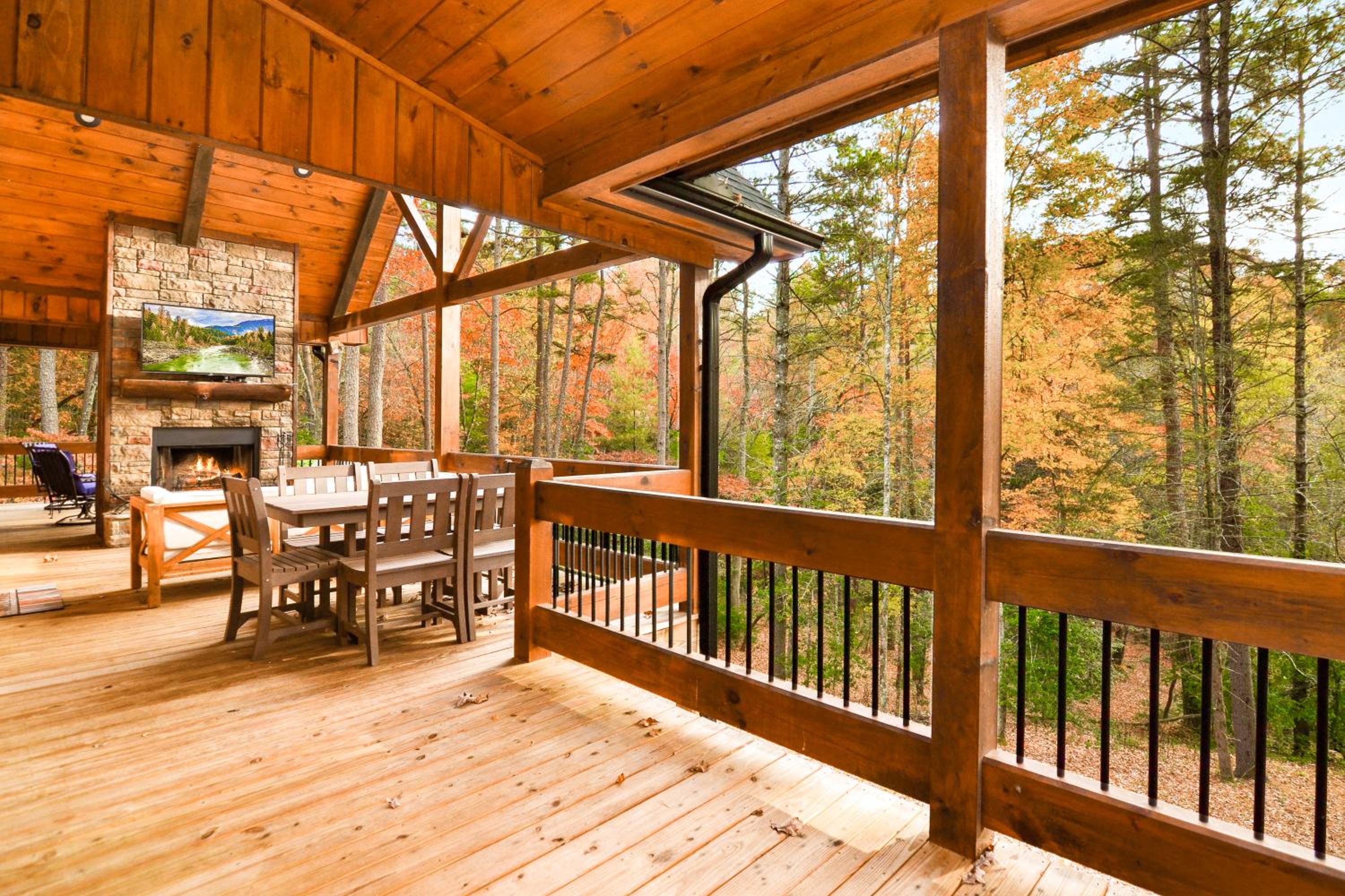Hooch Holler Hideaway