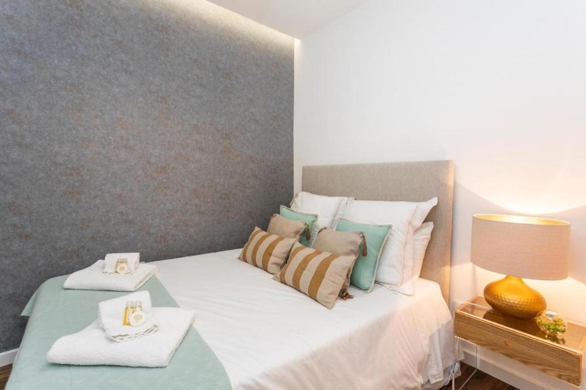 Chic 2BR in Historic Alfama | Heart of Lisbon Culture by Lisbeyond