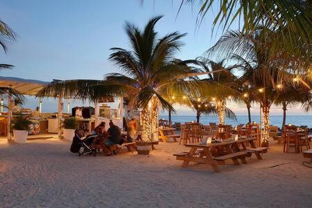 One Bedroom Apartment Near the Beach