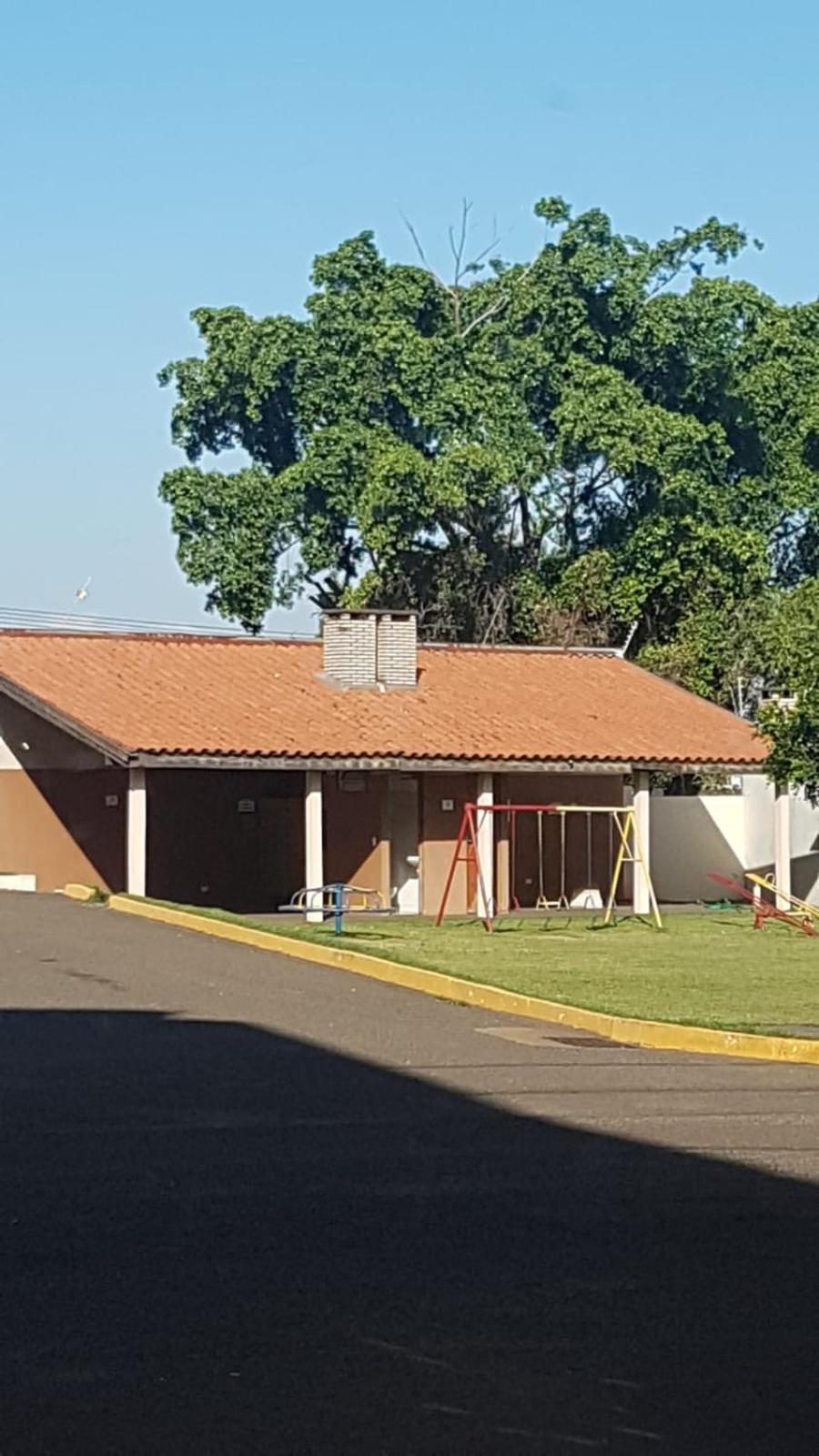 APTO - ar condicionado nos 2 quartos