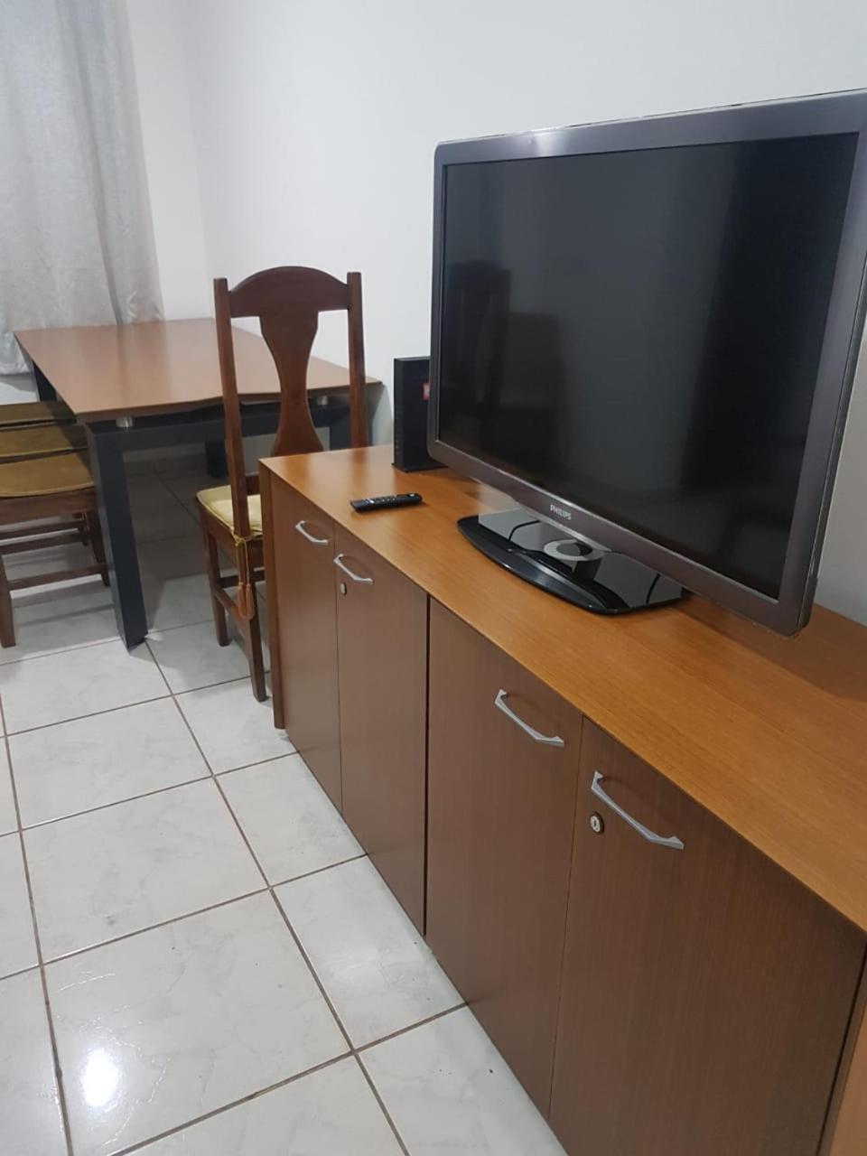 APTO - ar condicionado nos 2 quartos