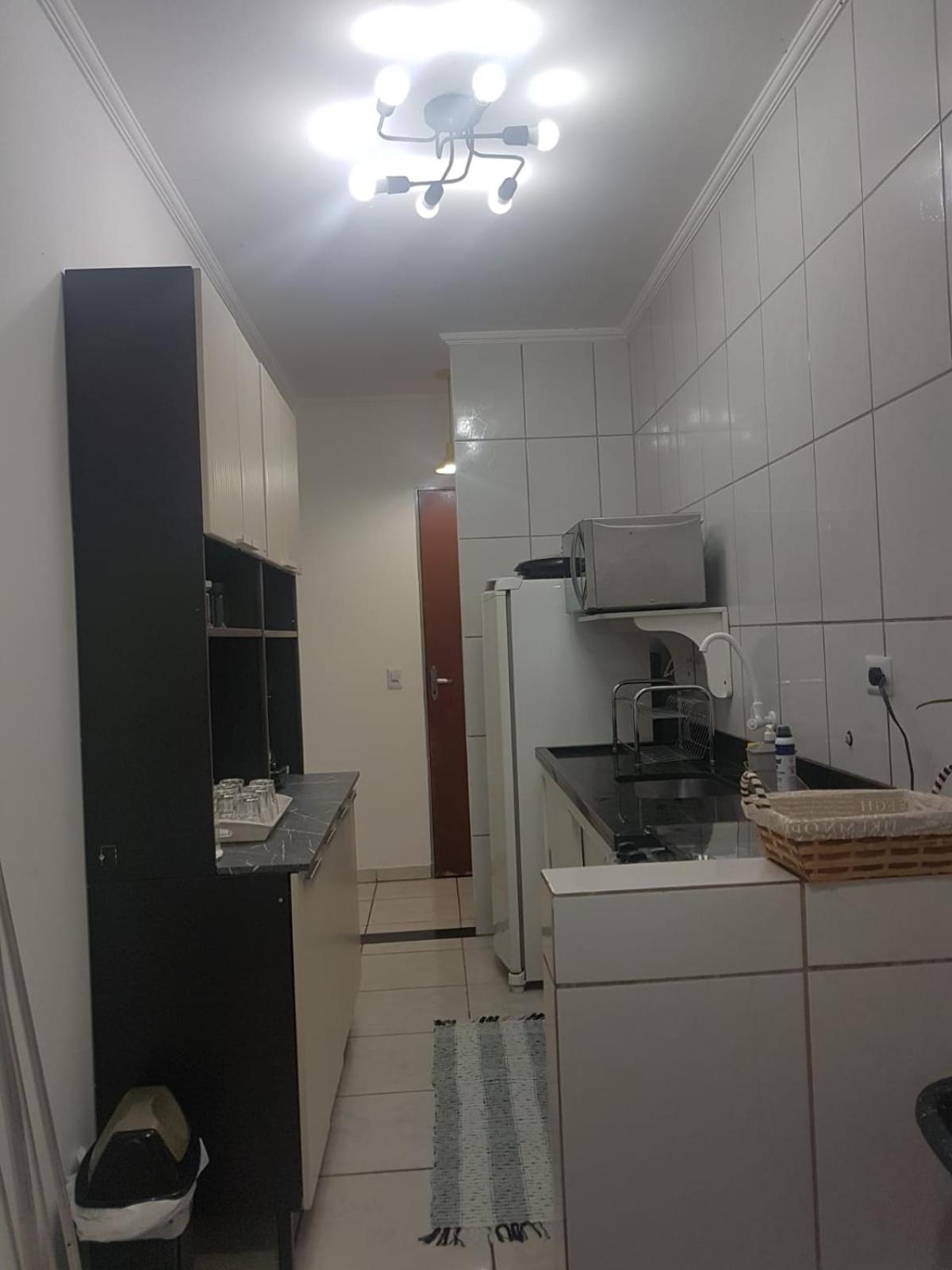 APTO - ar condicionado nos 2 quartos