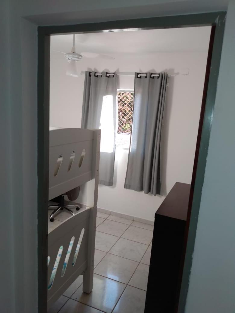APTO - ar condicionado nos 2 quartos