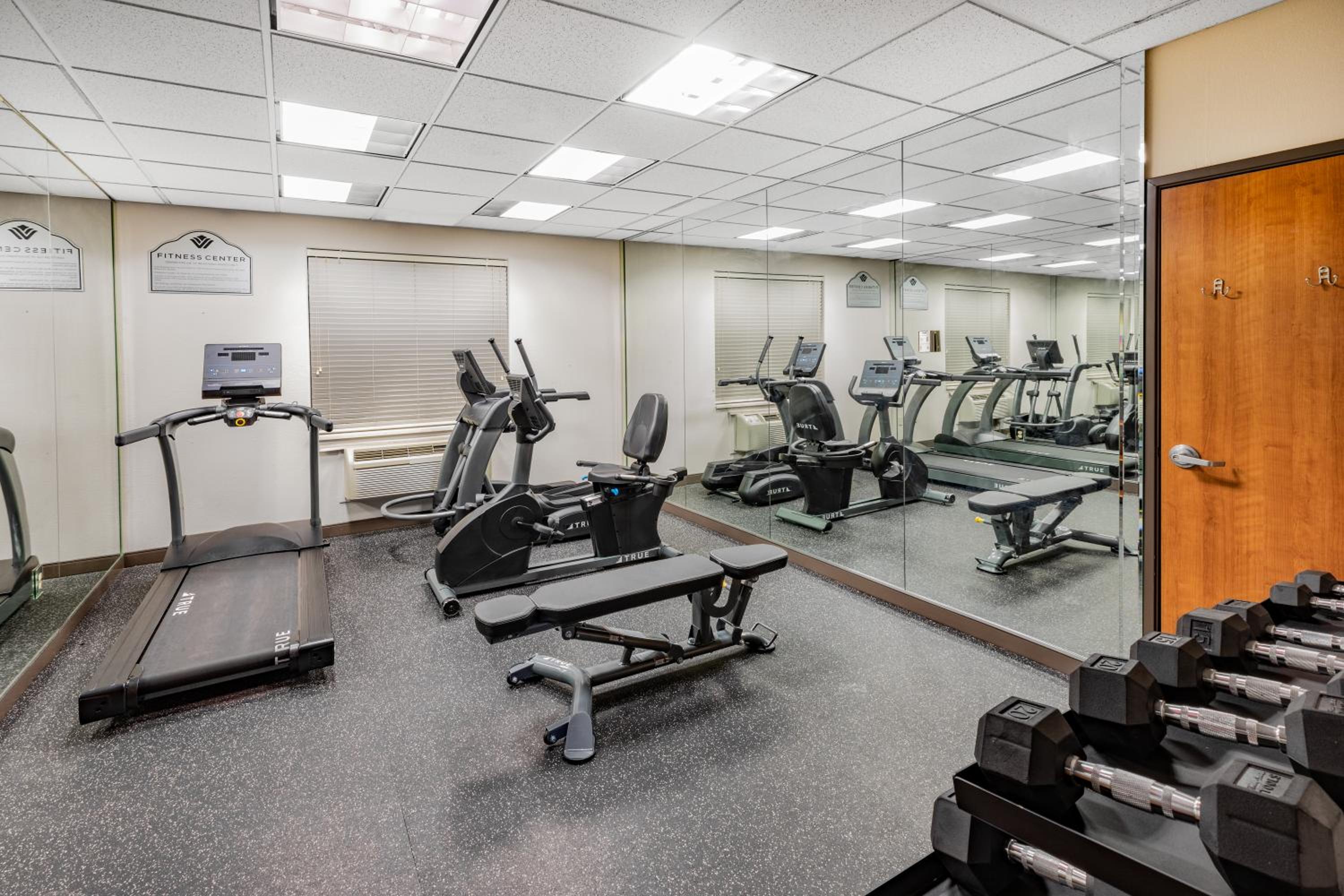 Wingate by Wyndham Houston Bush Intercontinental Airport - Property Image 21