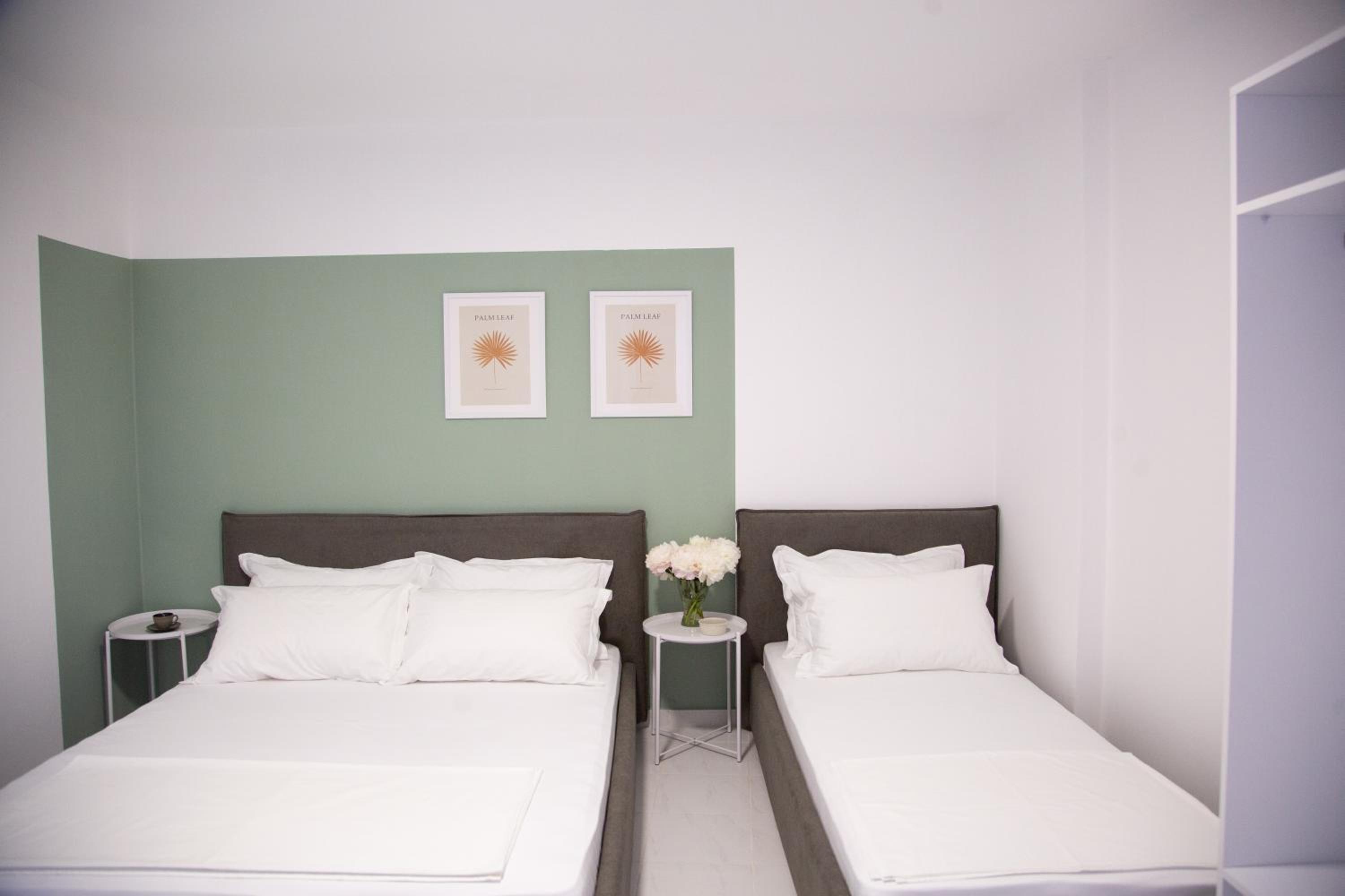 Lulu Suites - Olive photo 3