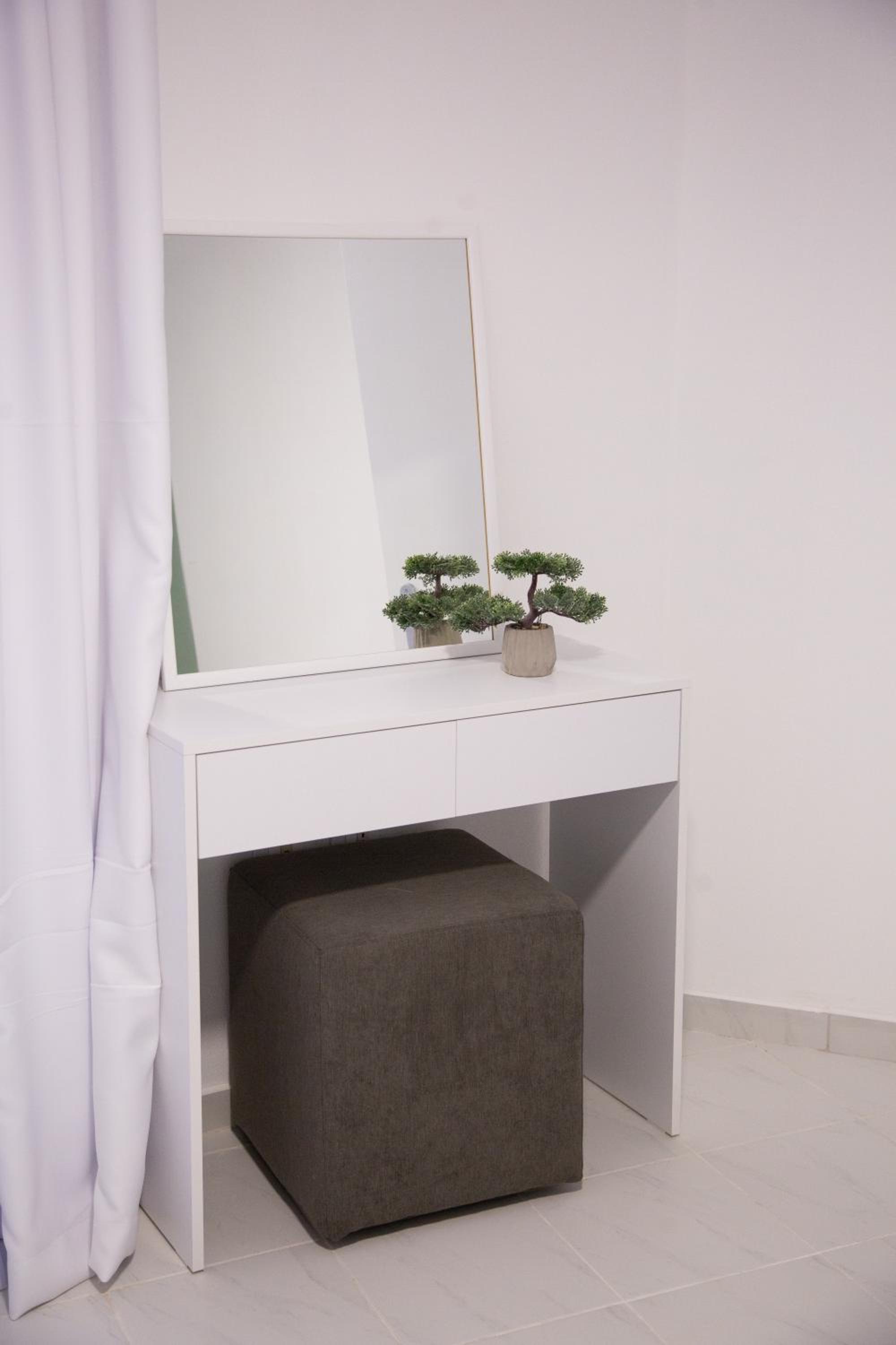 Lulu Suites - Olive