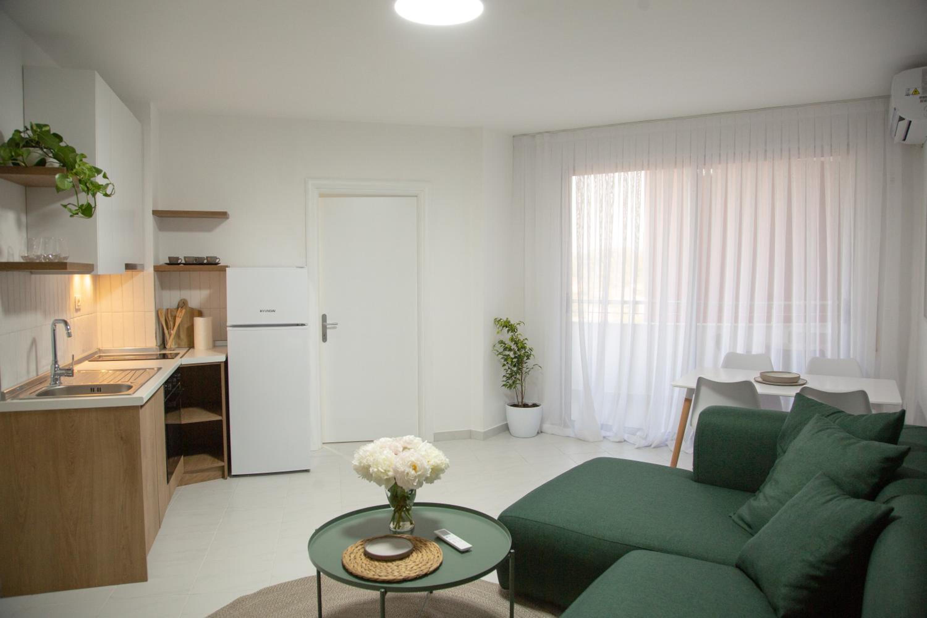 Lulu Suites - Olive