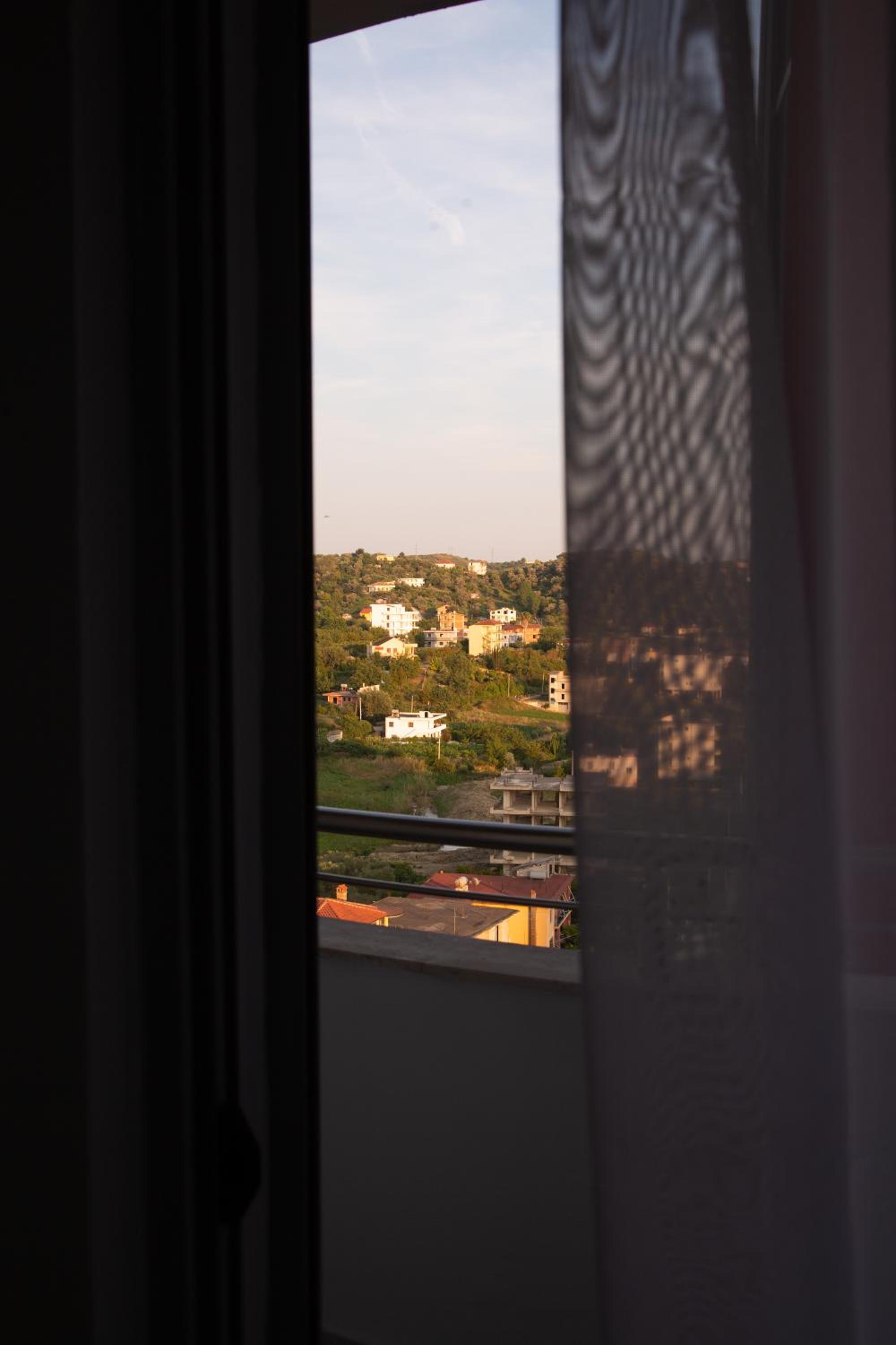 Lulu Suites - Olive