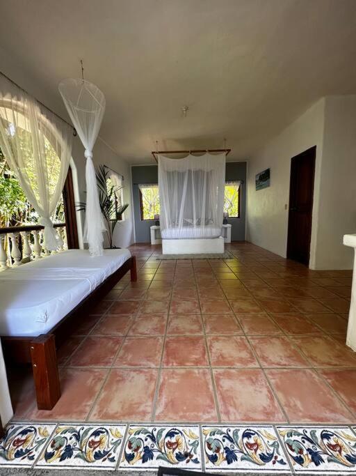 Casa Familia