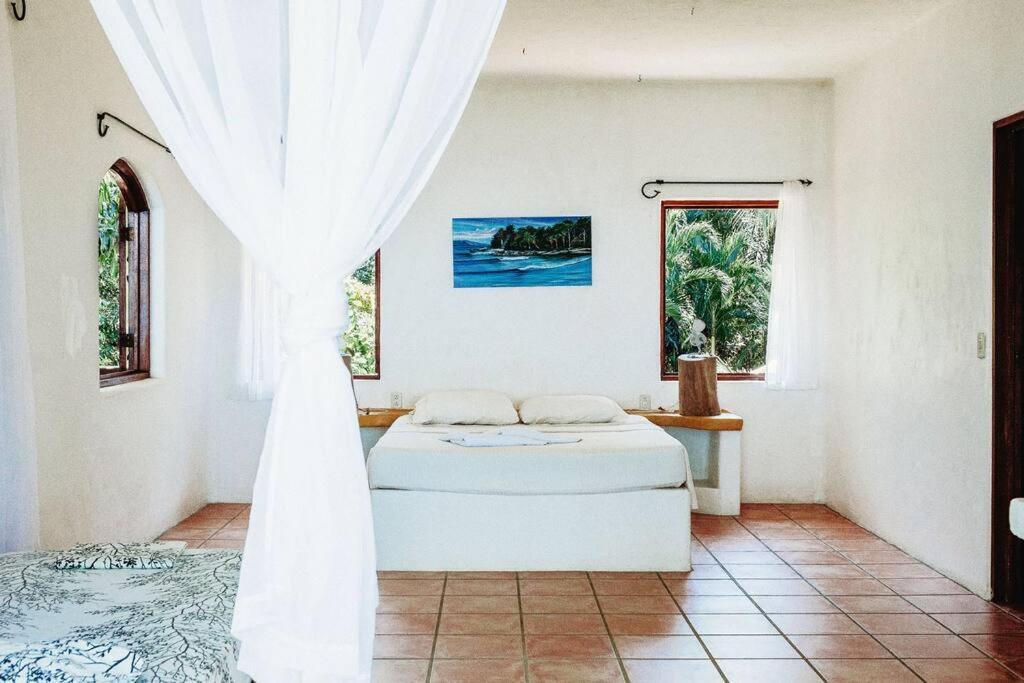 Casa Familia