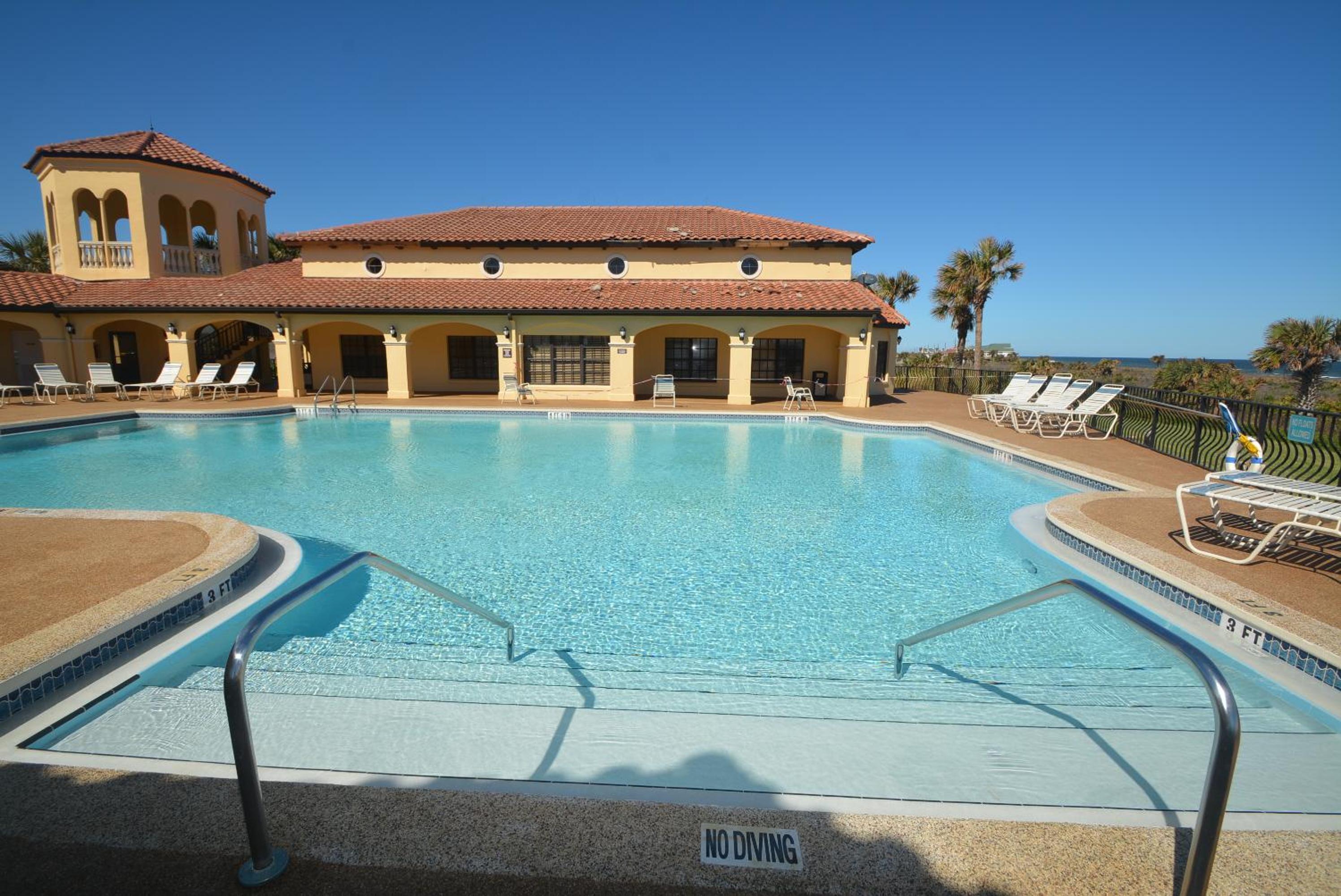 Surf Club I, 1405
