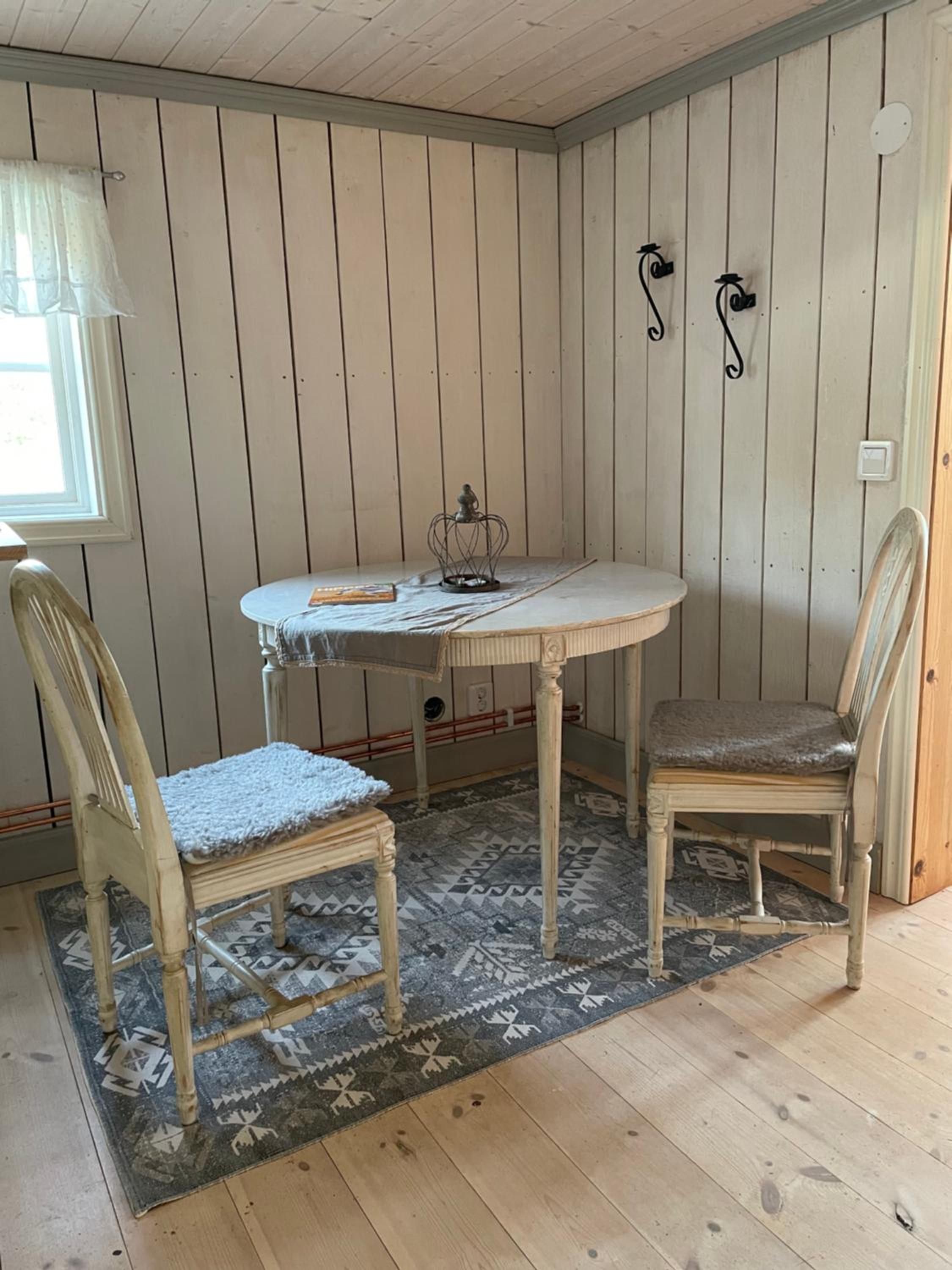 Loves Bondgård