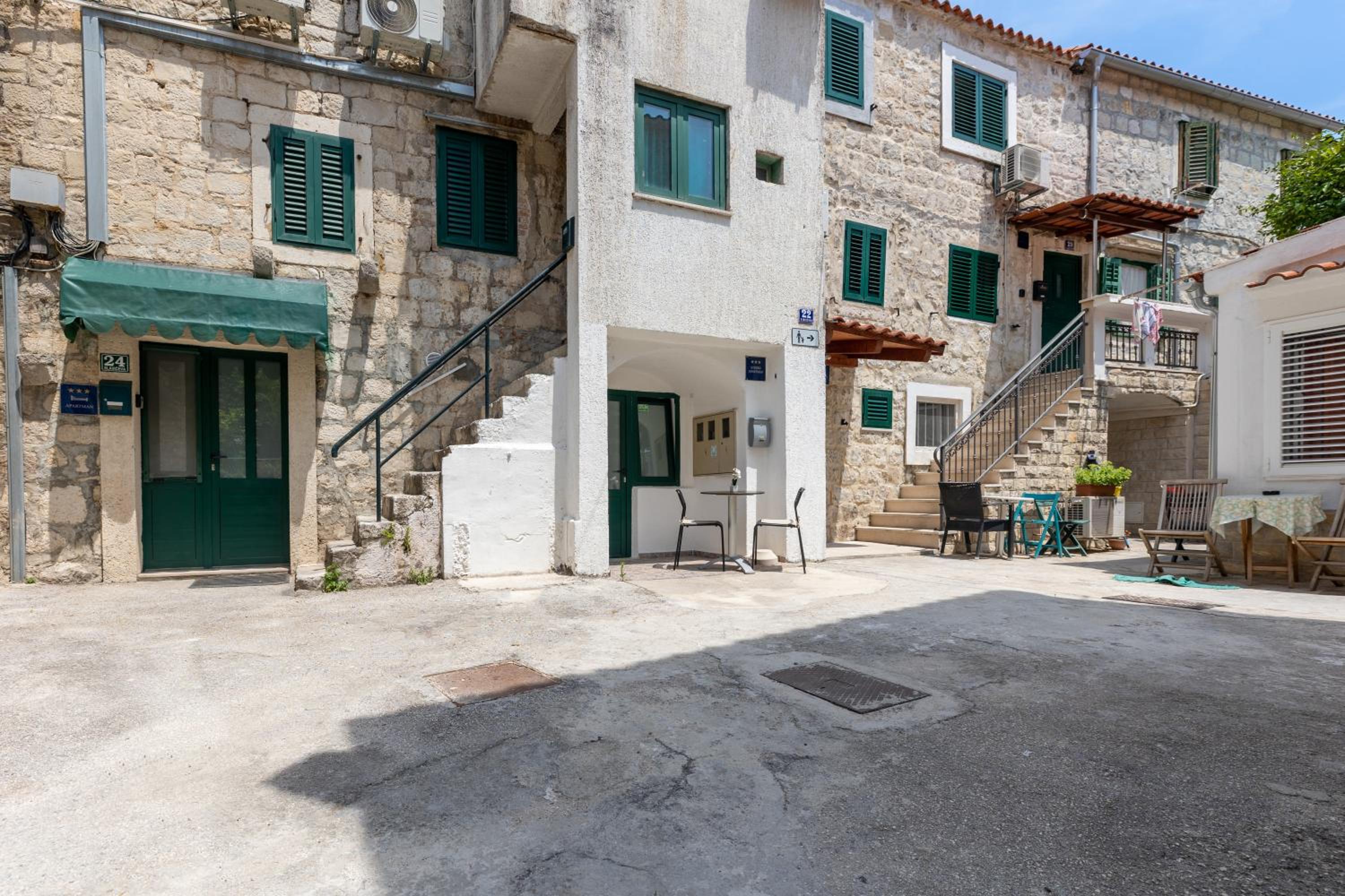 Apartment Tanja Oldtown — Split