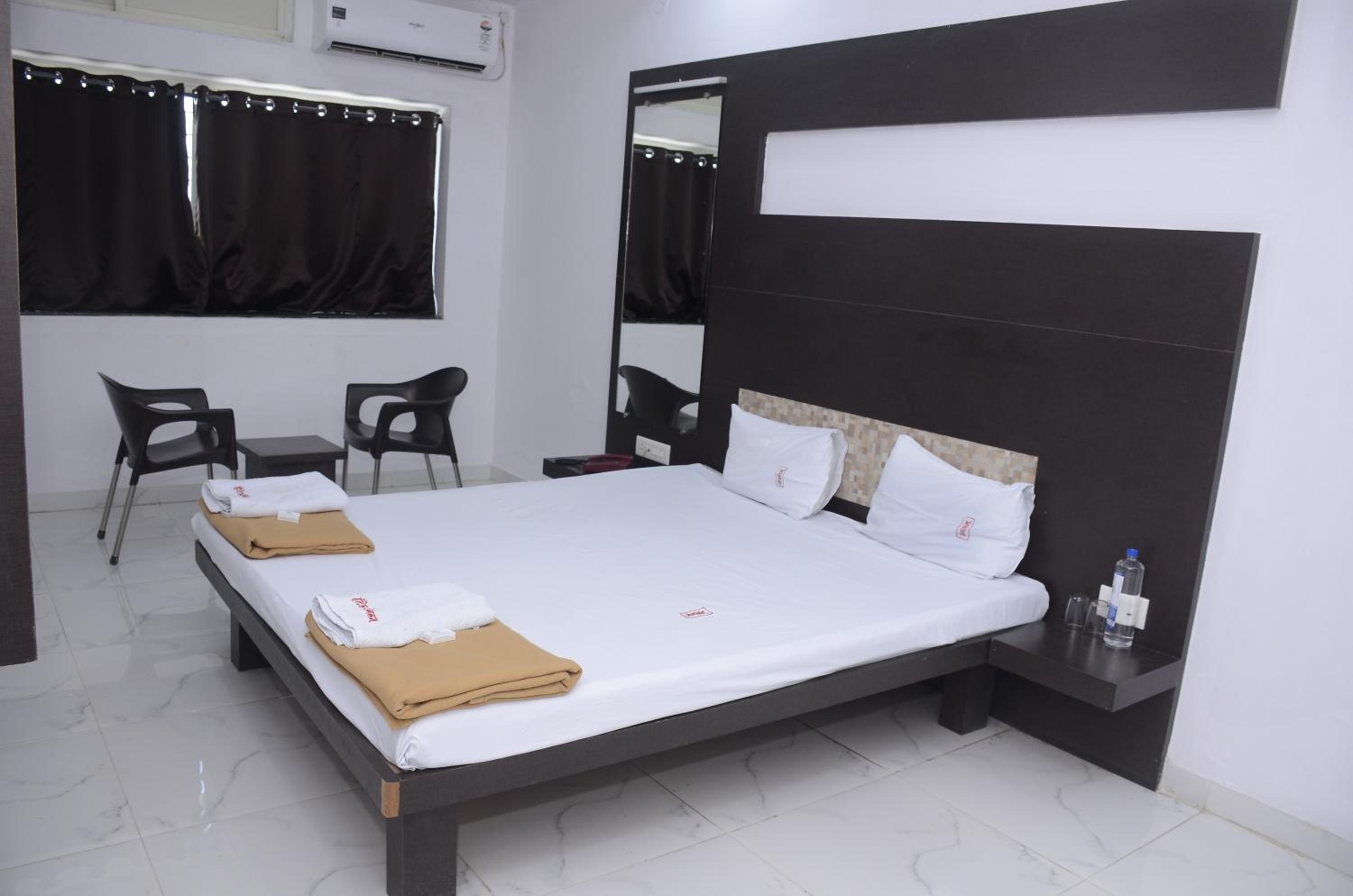 Hotel Mangalam view 4