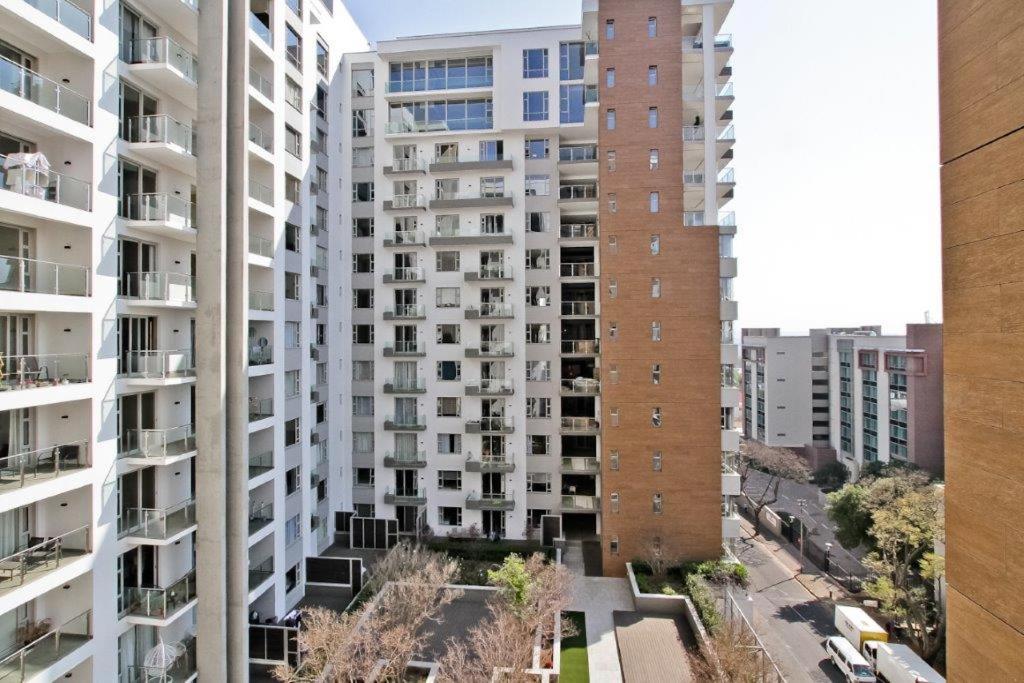Urban Oasis Apartments at Tyrwhitt
