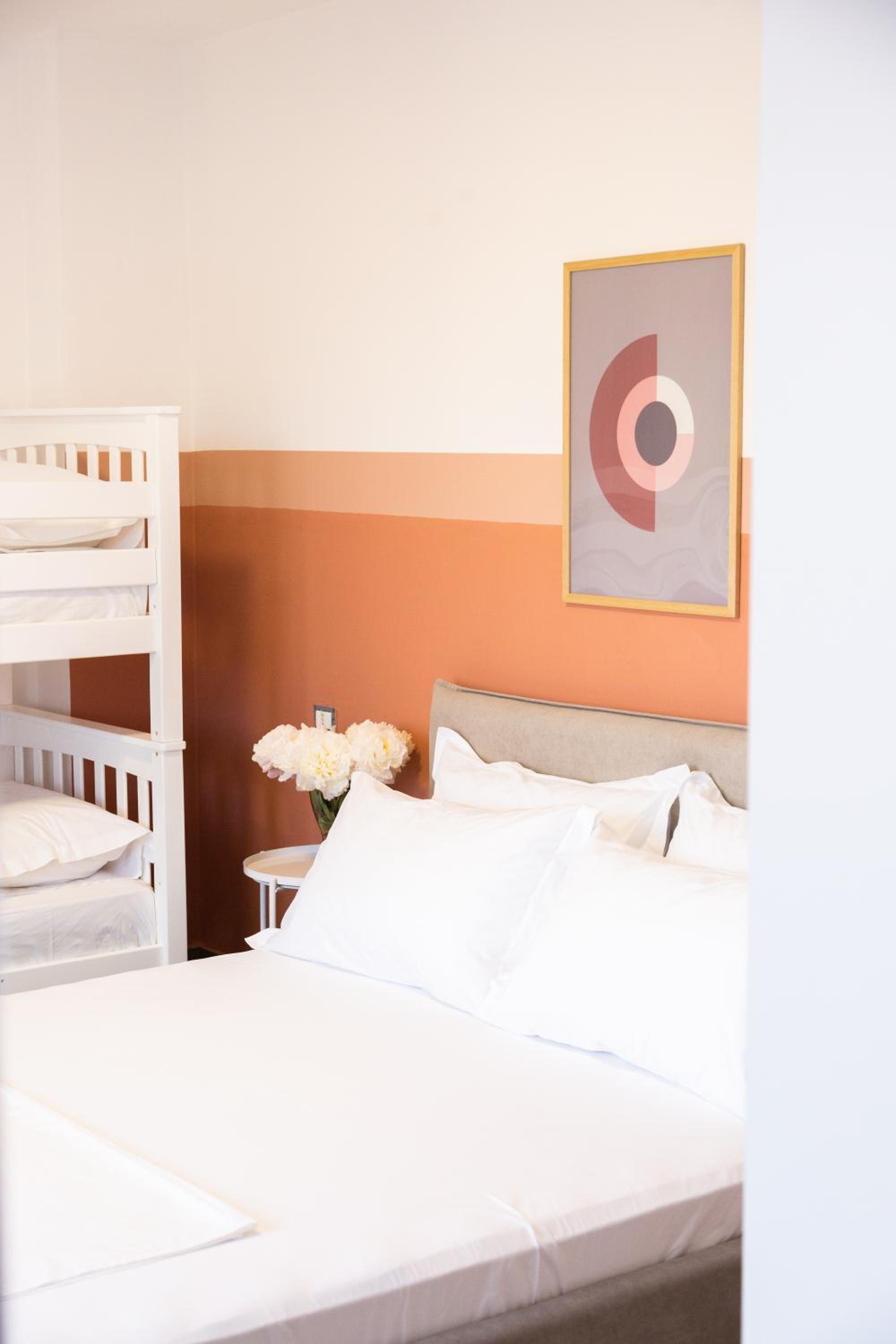Lulu Suites - Sunset