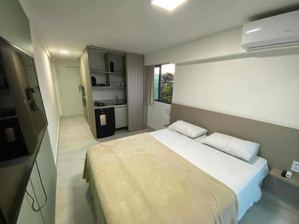 Flat beira mar com varanda em Porto de Galinhas