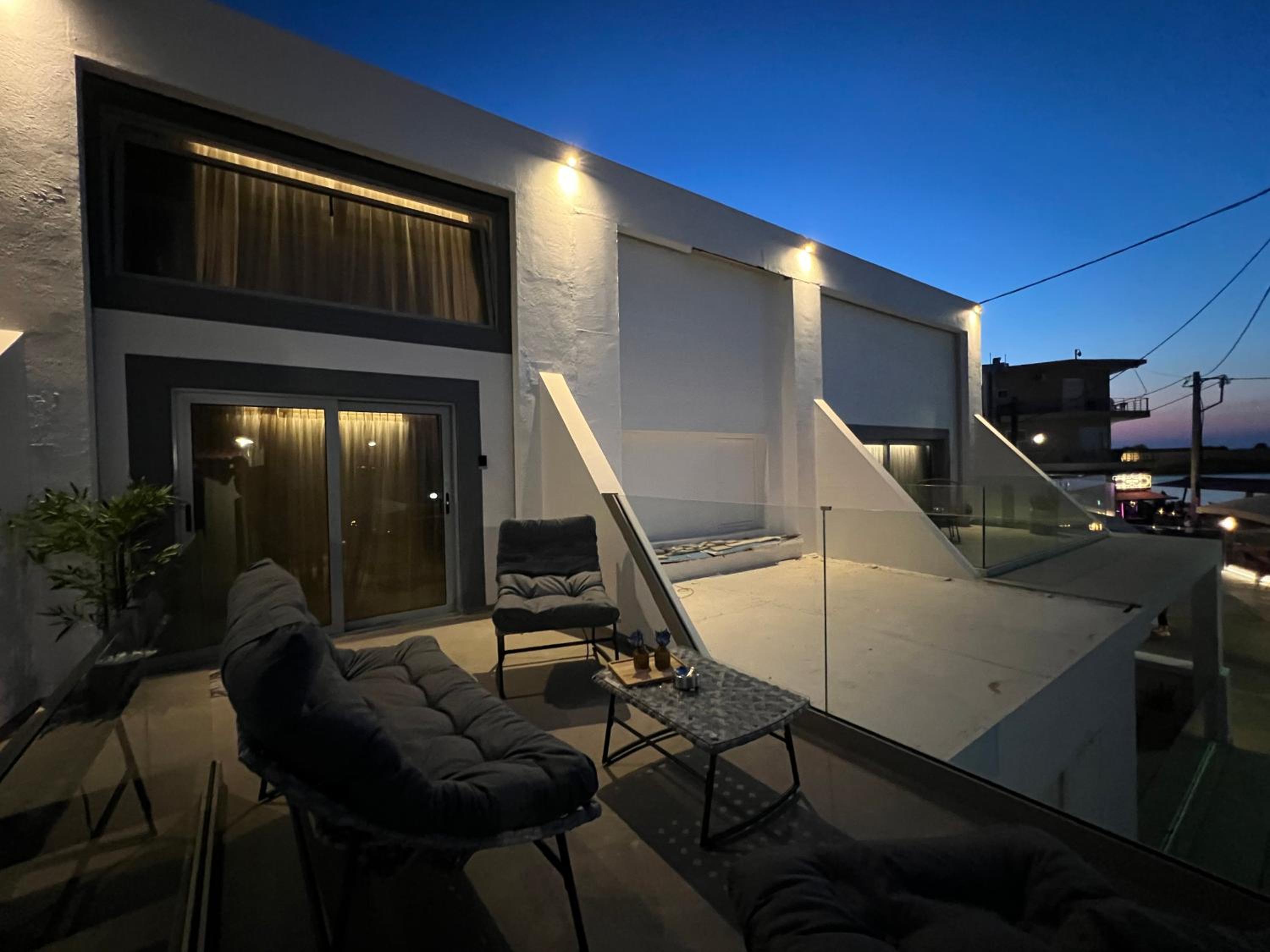 Mare Suites 3