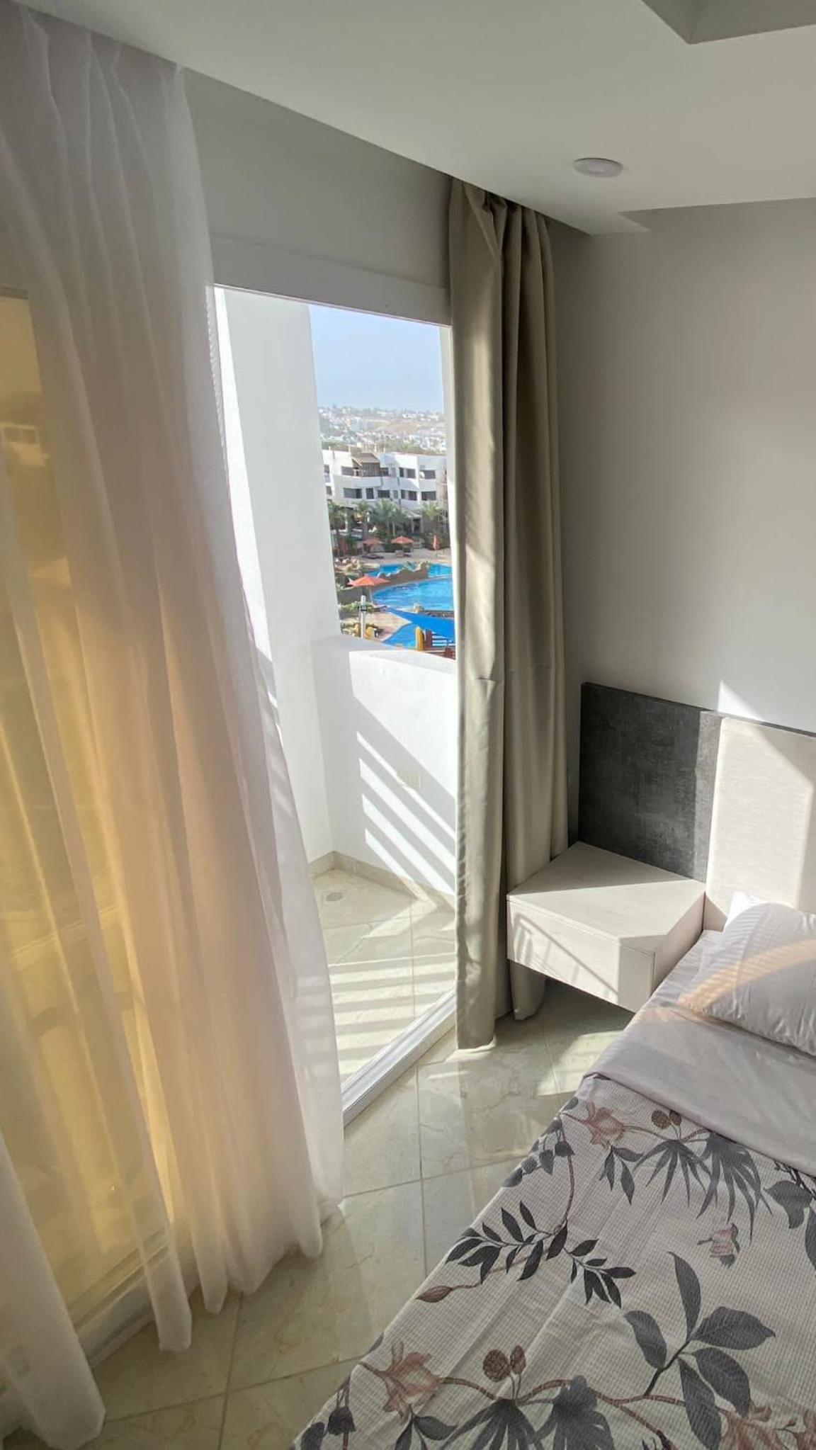 Jasmine Resort one bedroom Sea View