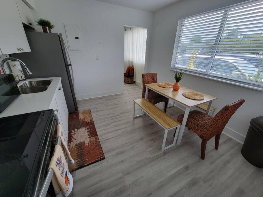 Sol Miami #1 with free parking on premises