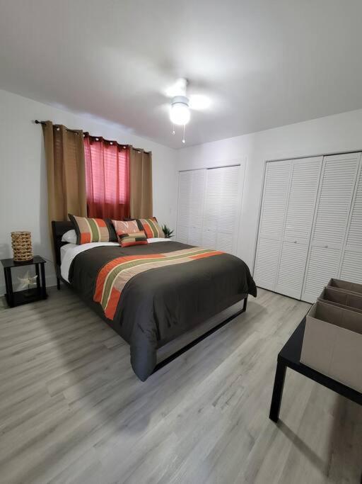 Sol Miami #1 with free parking on premises