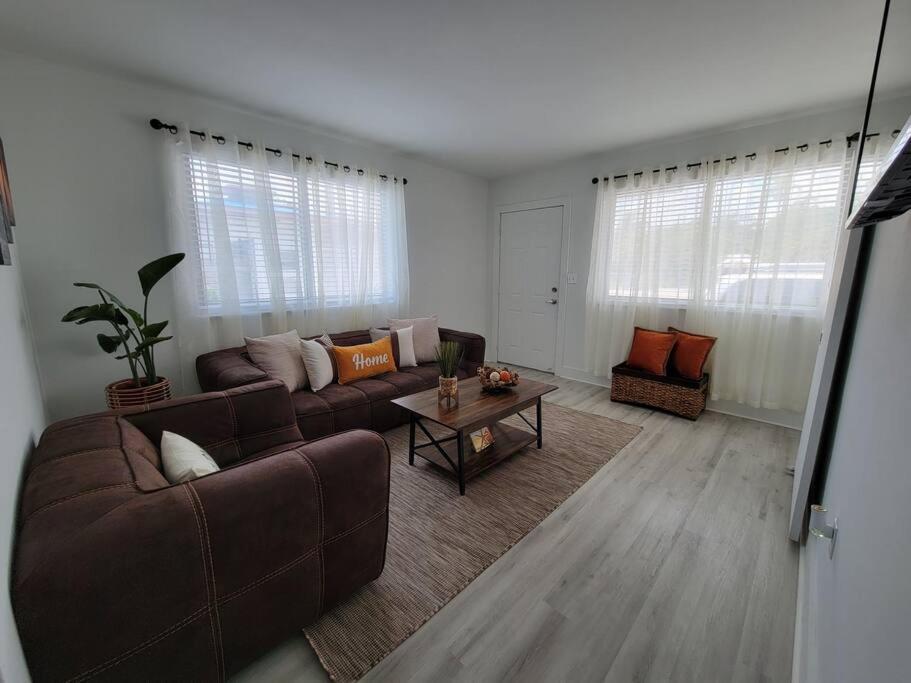 Sol Miami #1 with free parking on premises