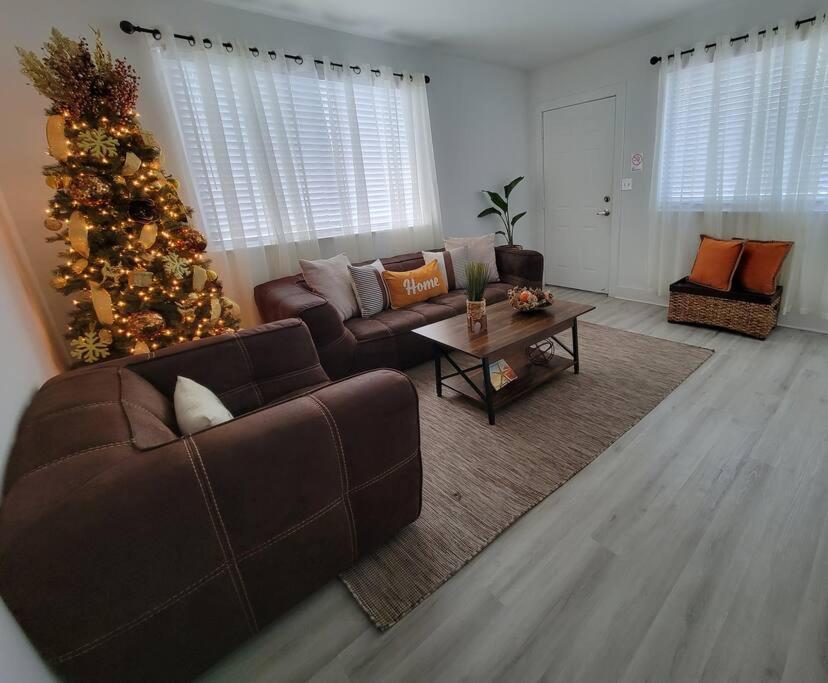 Sol Miami #1 with free parking on premises
