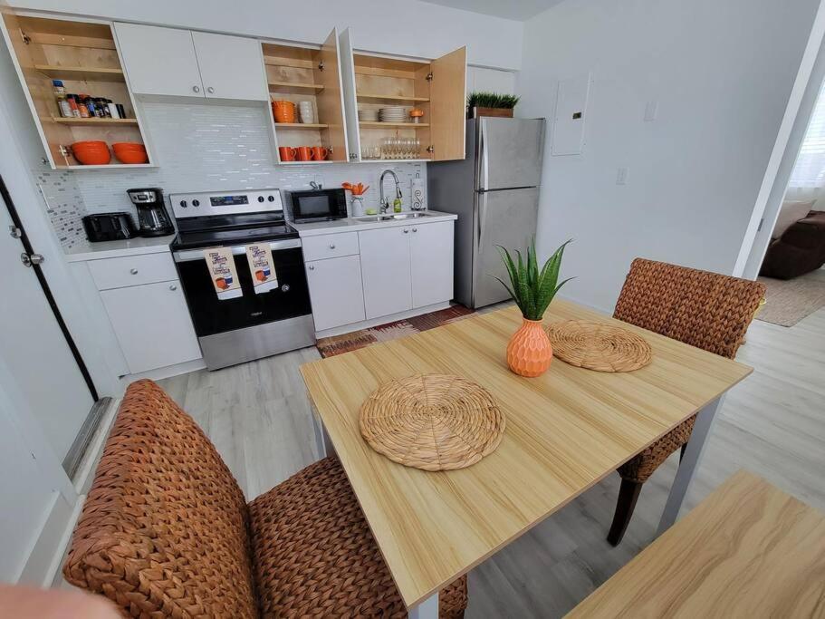 Sol Miami #1 with free parking on premises