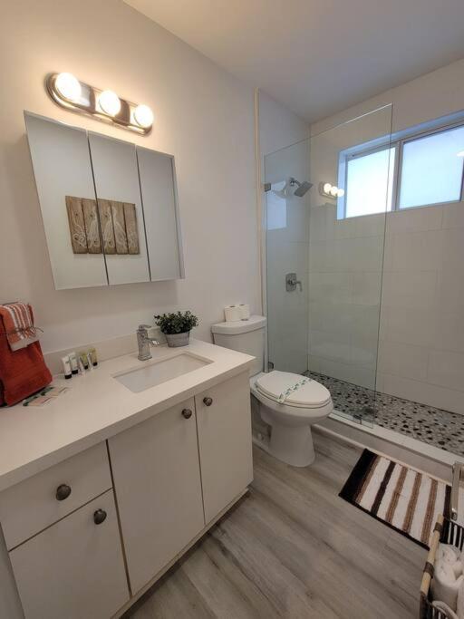 Sol Miami #1 with free parking on premises