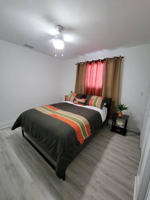 Sol Miami #1 with free parking on premises
