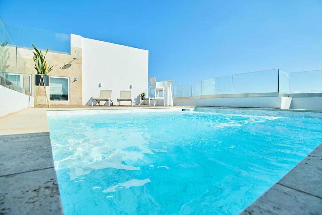 Luxury 2 BR Penthouse - Pool - close to Paceville — St Julian's