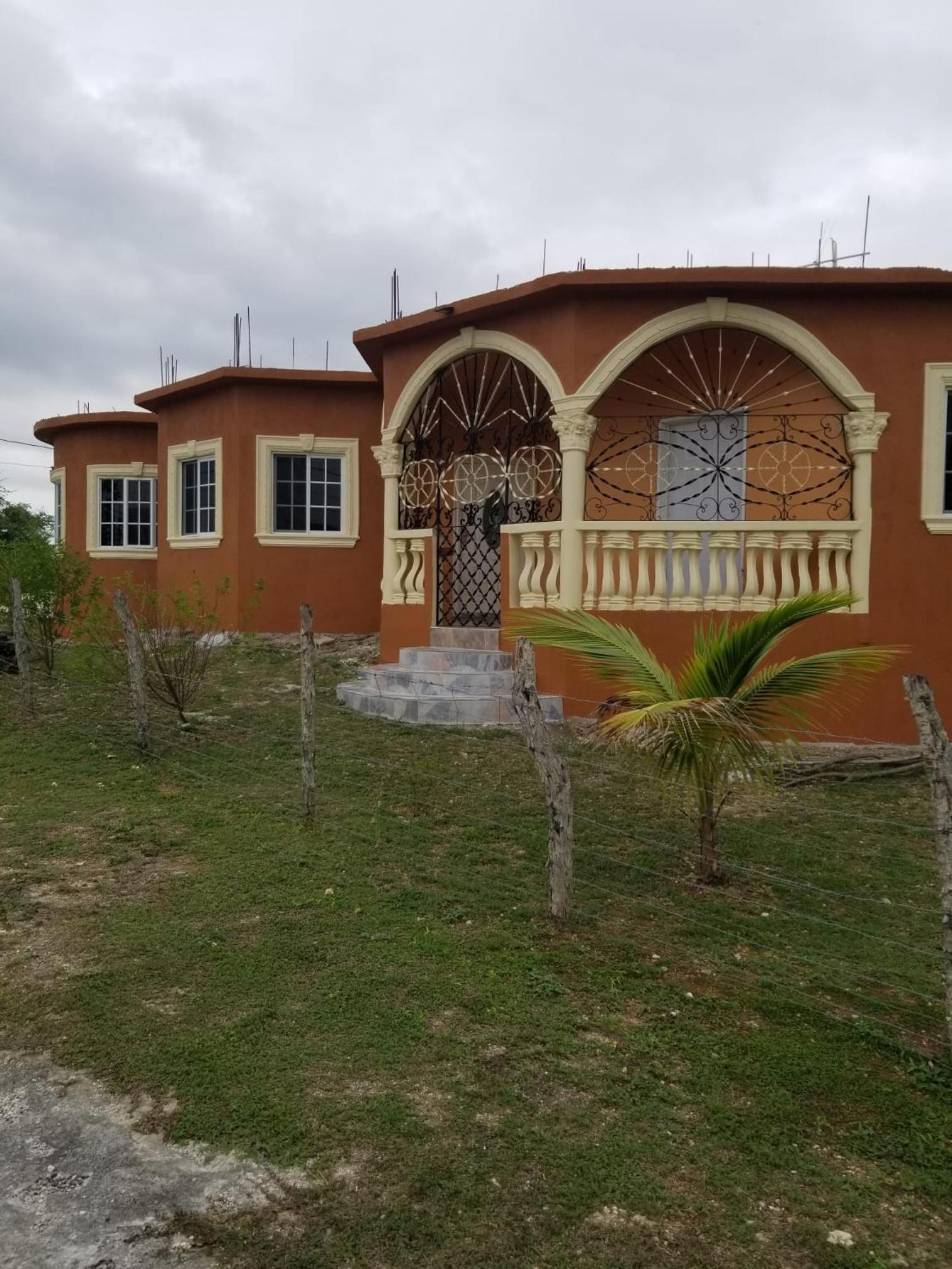 fee easy studio, in 15 minutes away you can locate YS FALLS, 5 mins way safari tour, HALF HOUR there come LOVERS LEAP, pelican bar, treasure beach, Appleto view 4