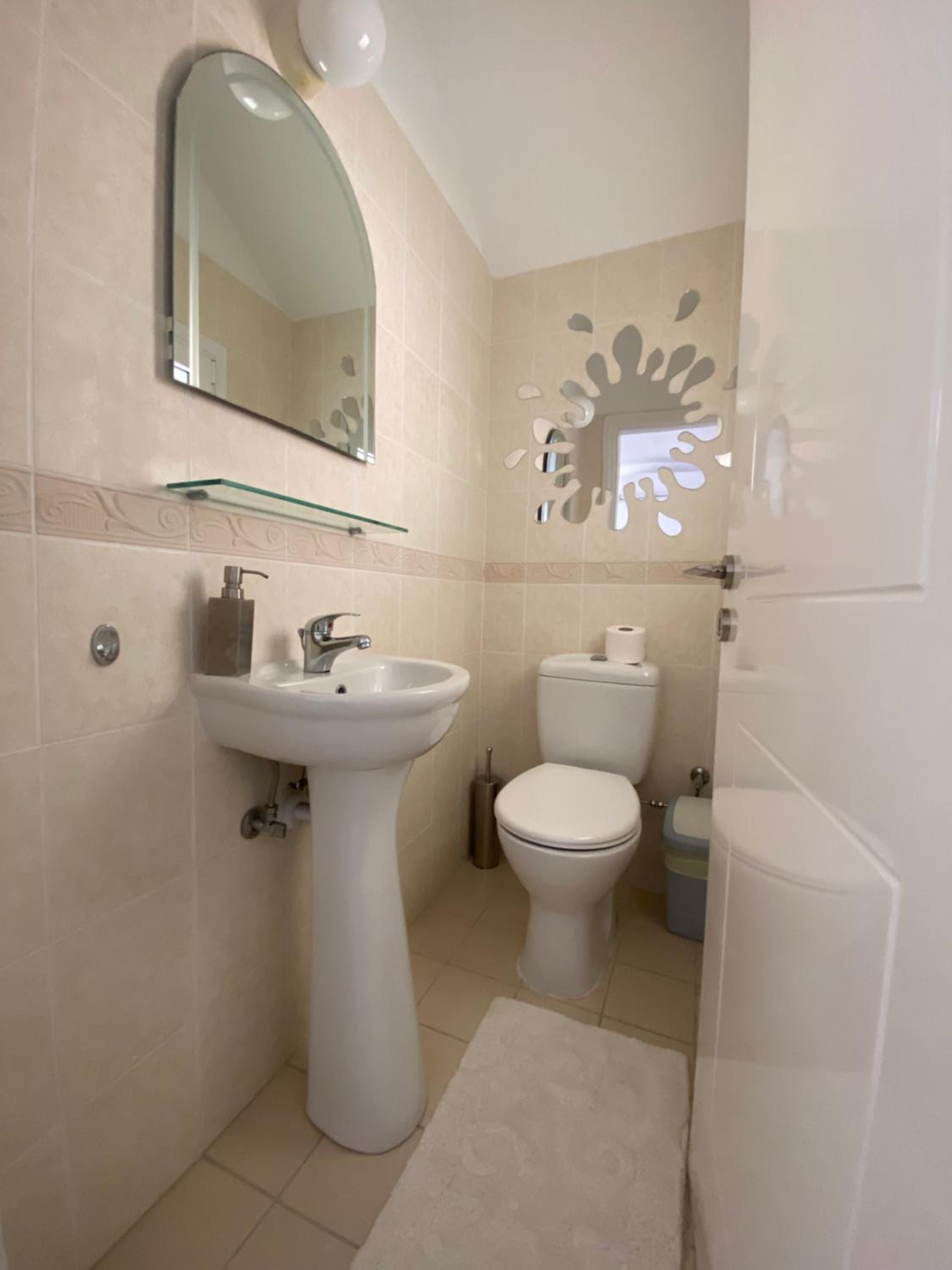 Corner townhouse in Regina Gardens, Pafos