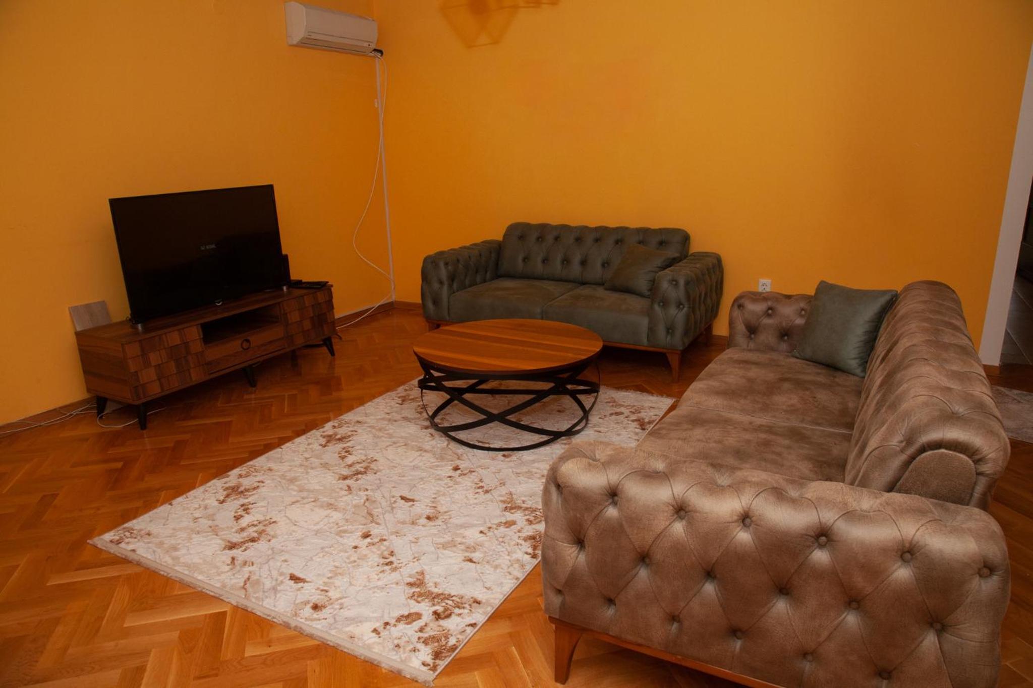 Vila Omar