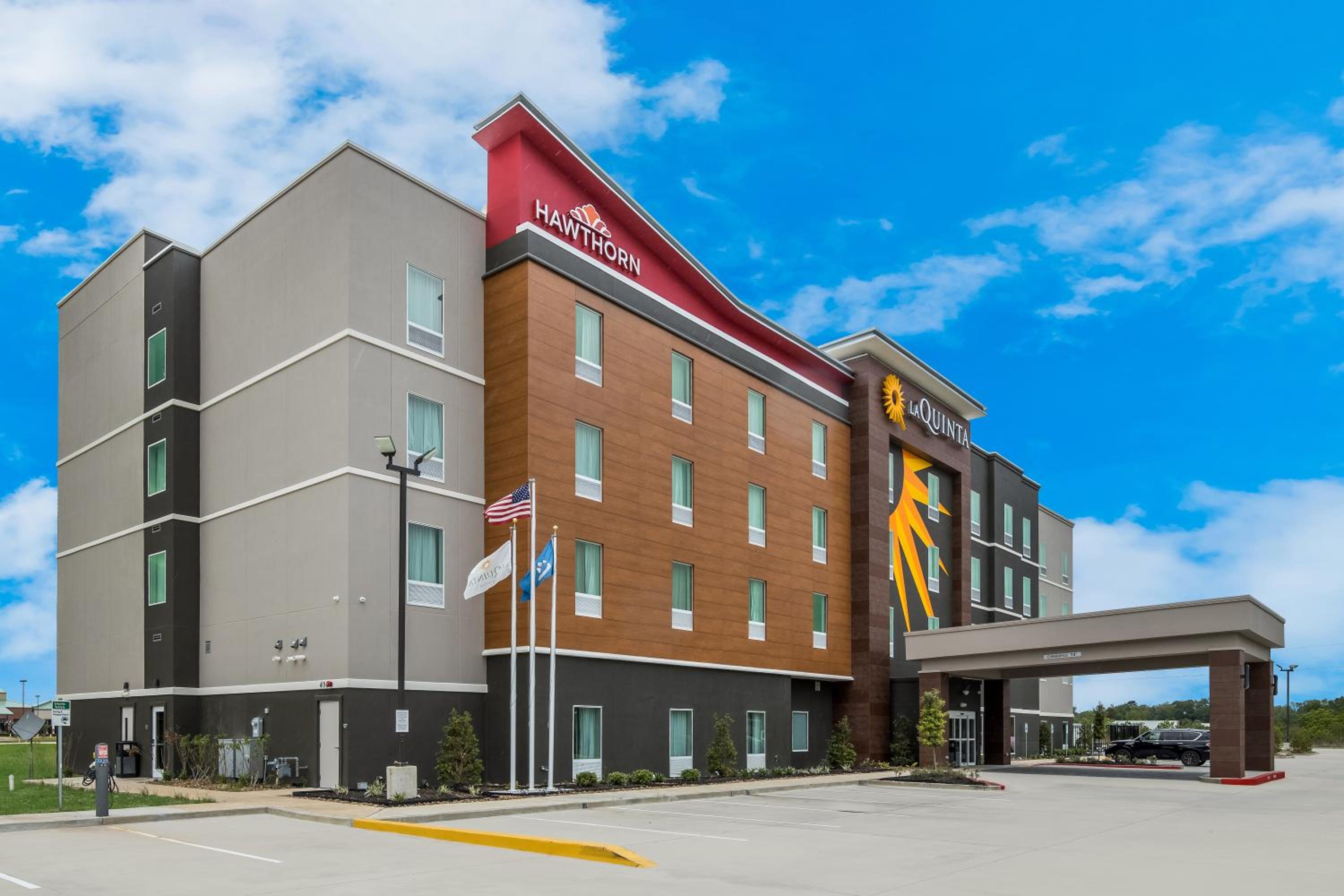 Hawthorn Extended Stay by Wyndham Sulphur Lake Charles view 5