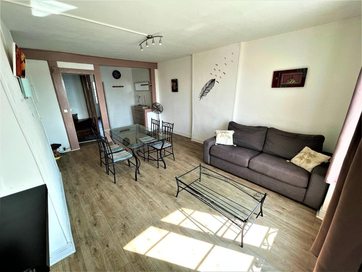 Duplex avec Vue sur le port de plaisance view 4