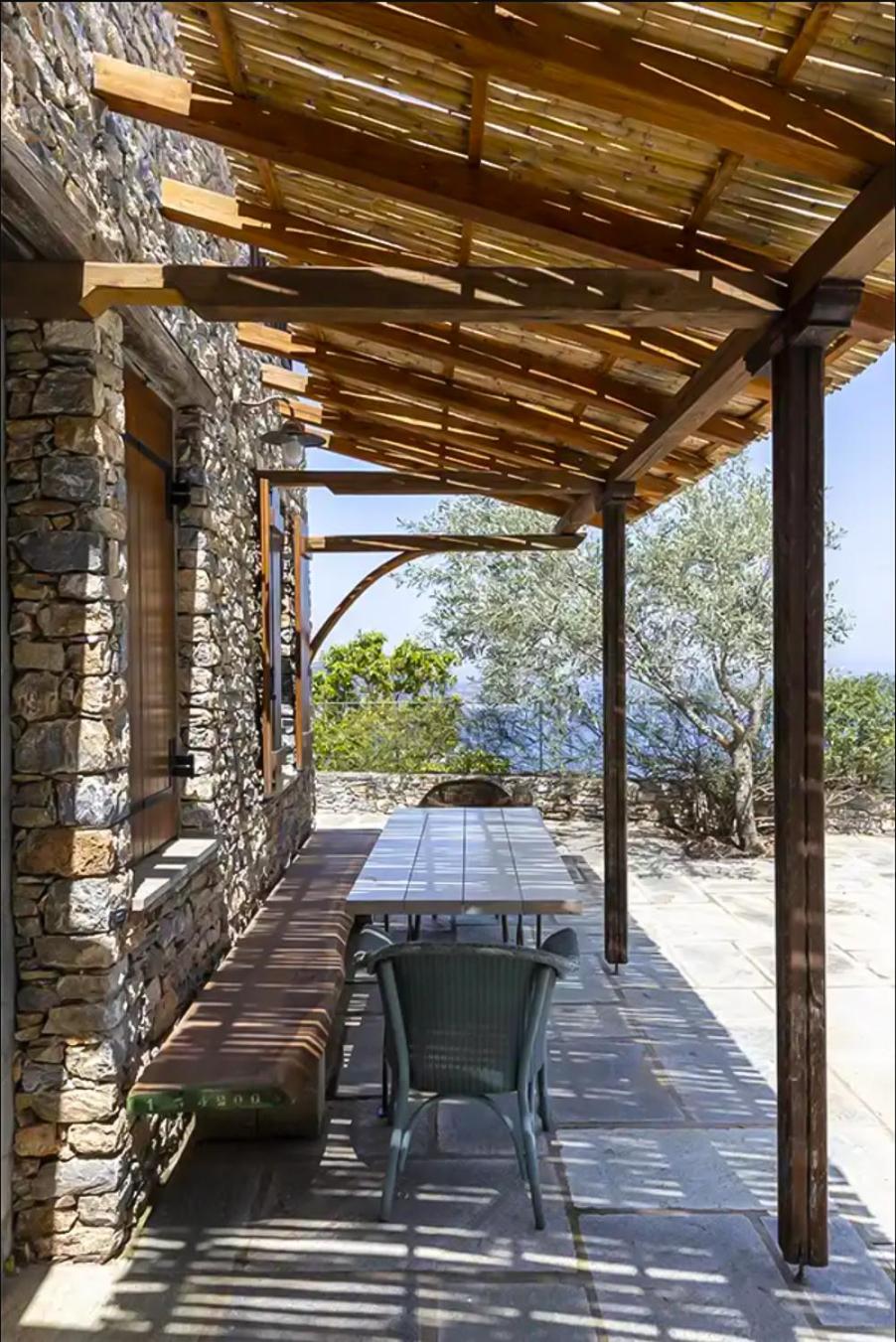 Villa Almond