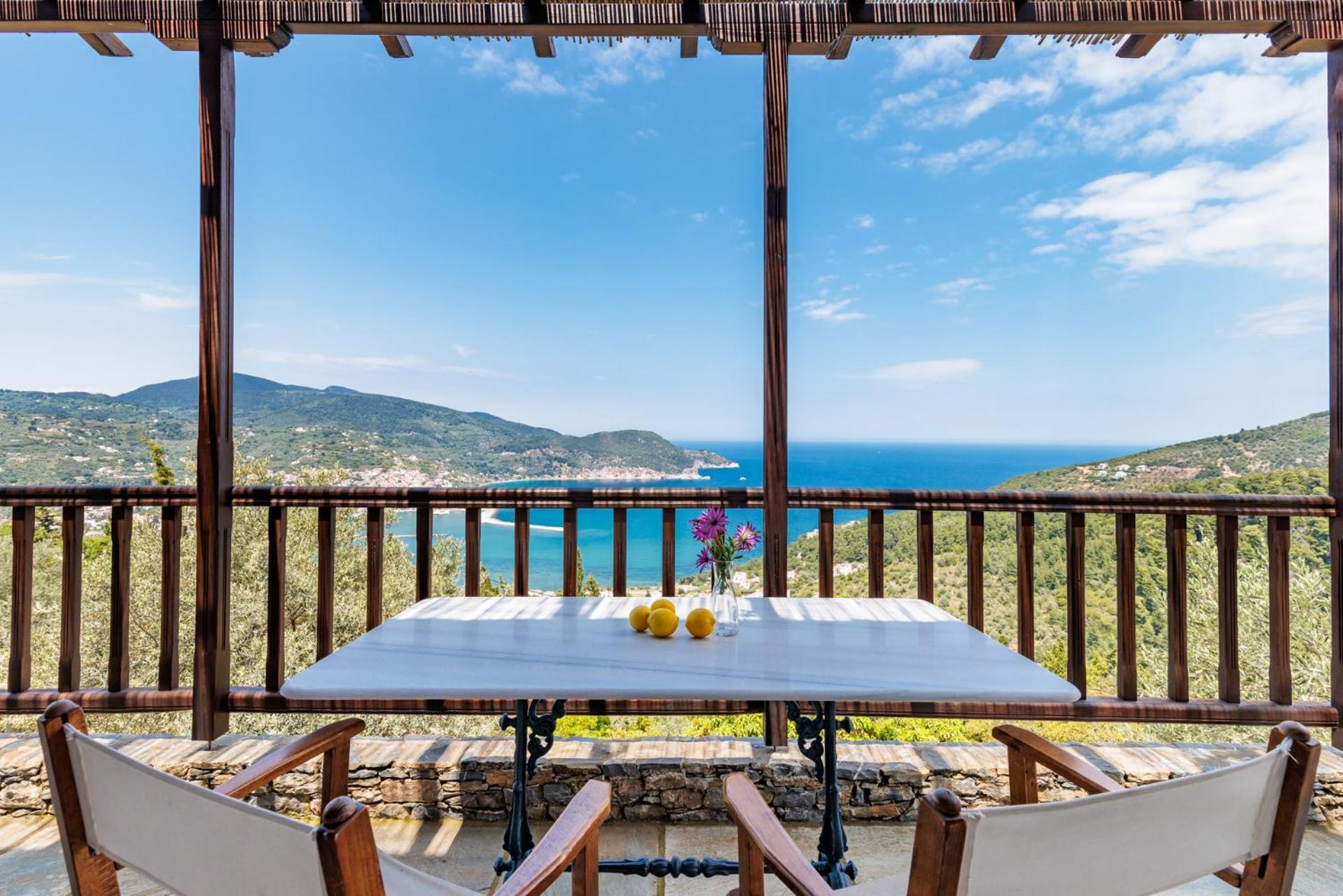 Villa Almond