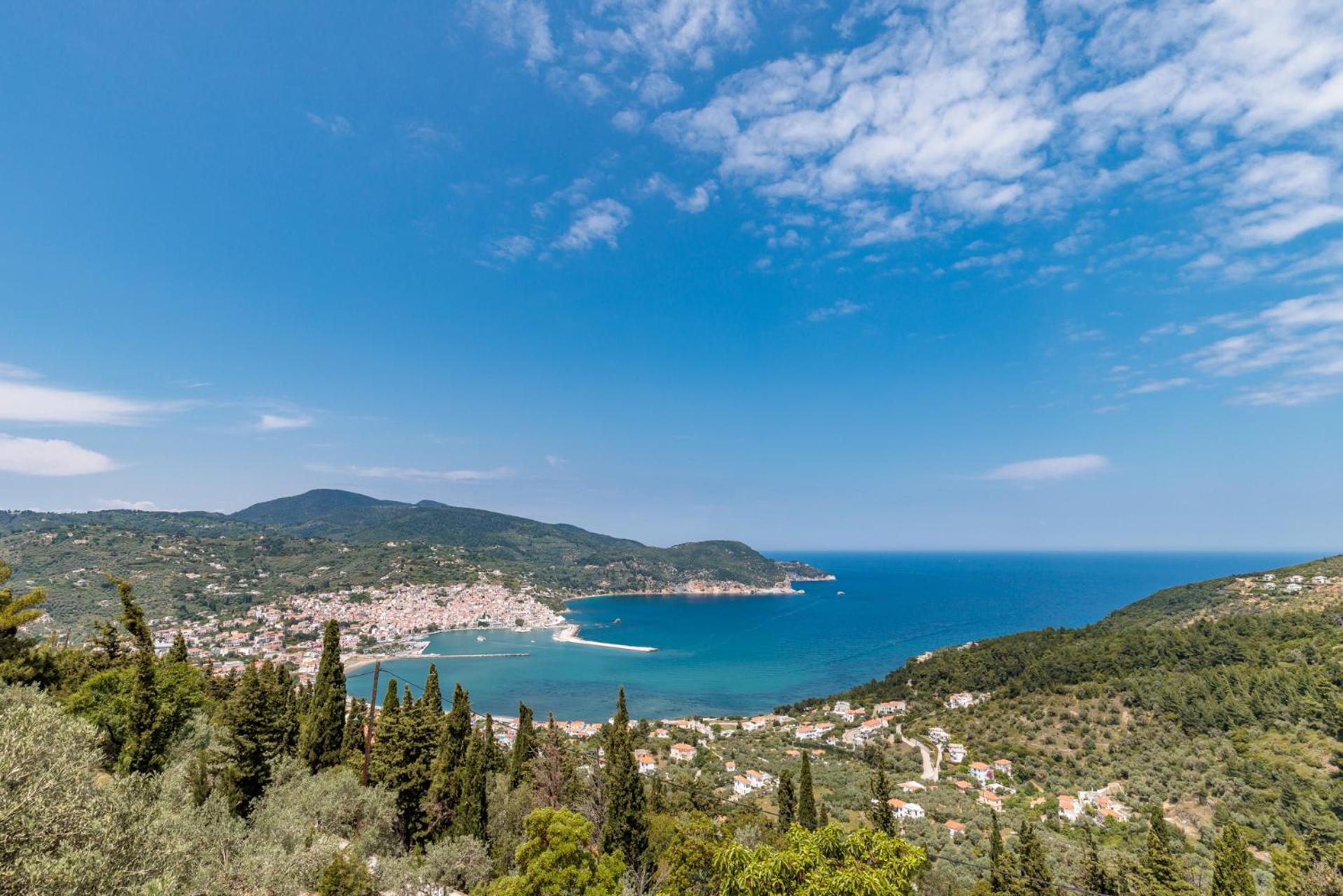 Villa Almond