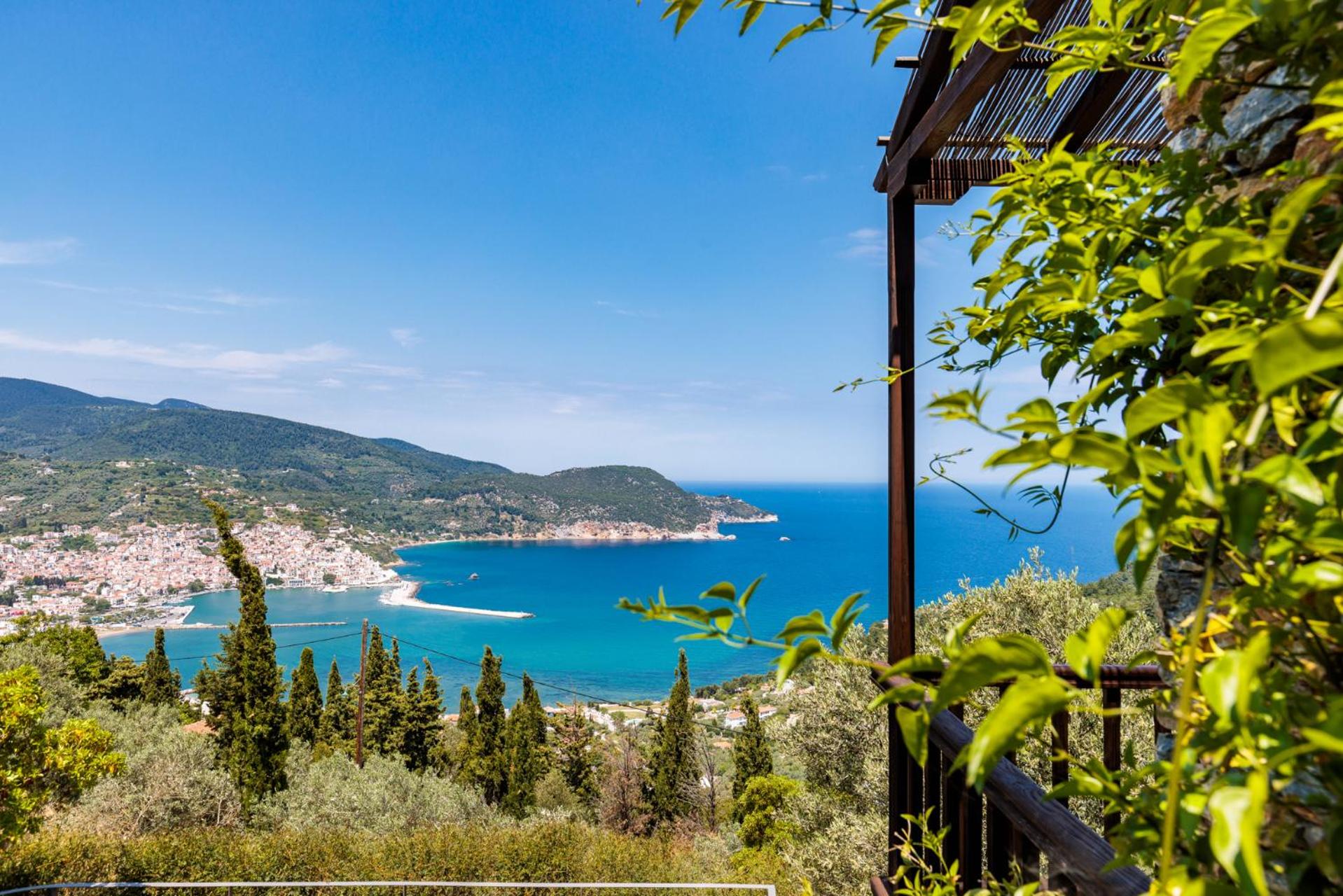 Villa Almond