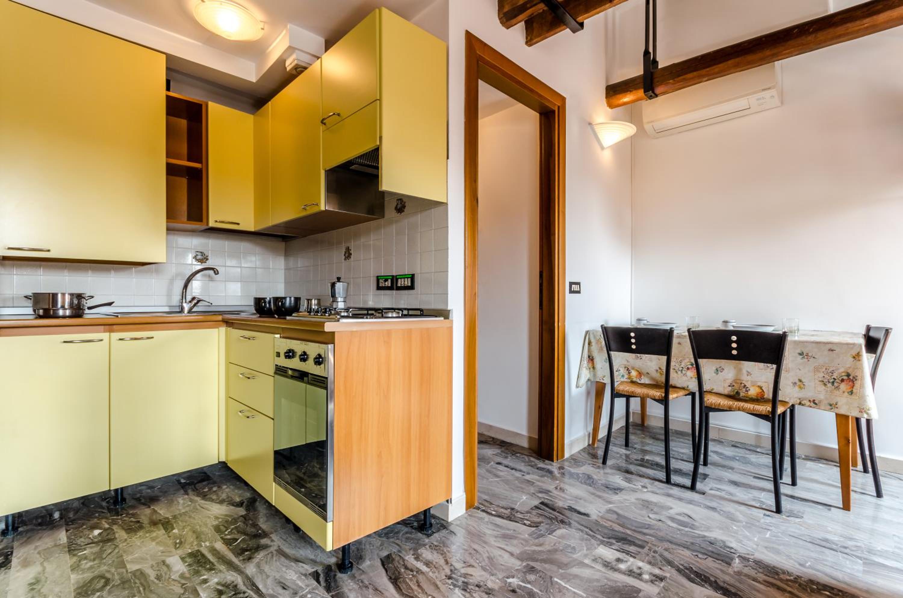Venice Apartments