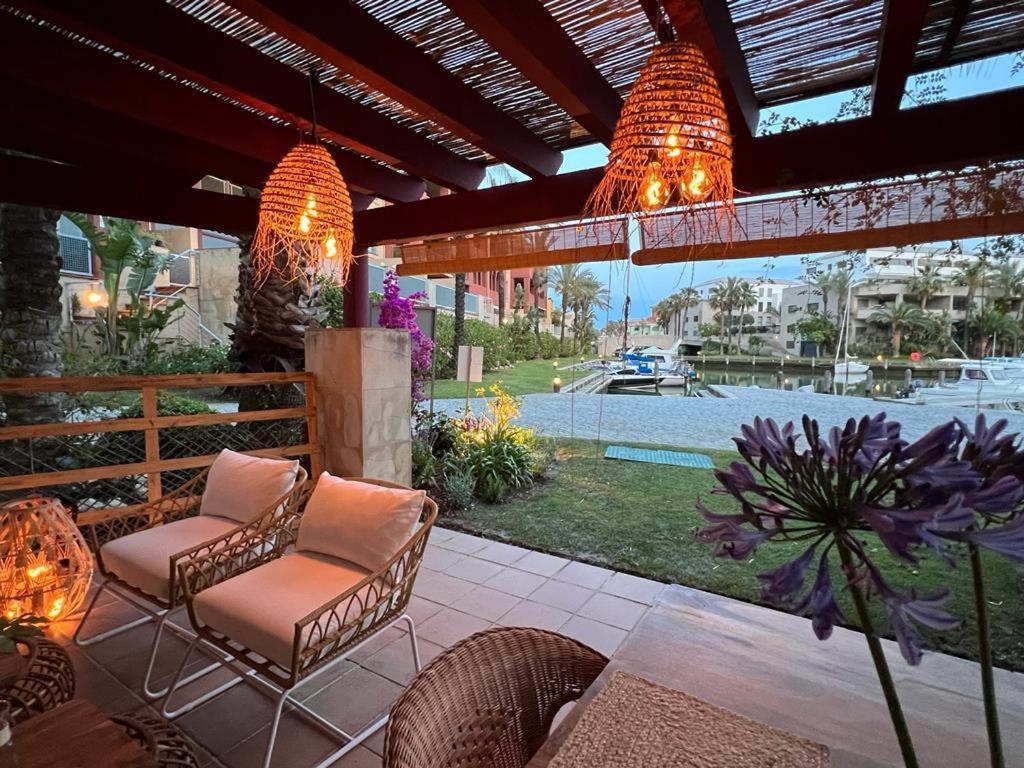 LUXURY APARTMENT MARINA DE SOTOGRANDE Playa y Jardín