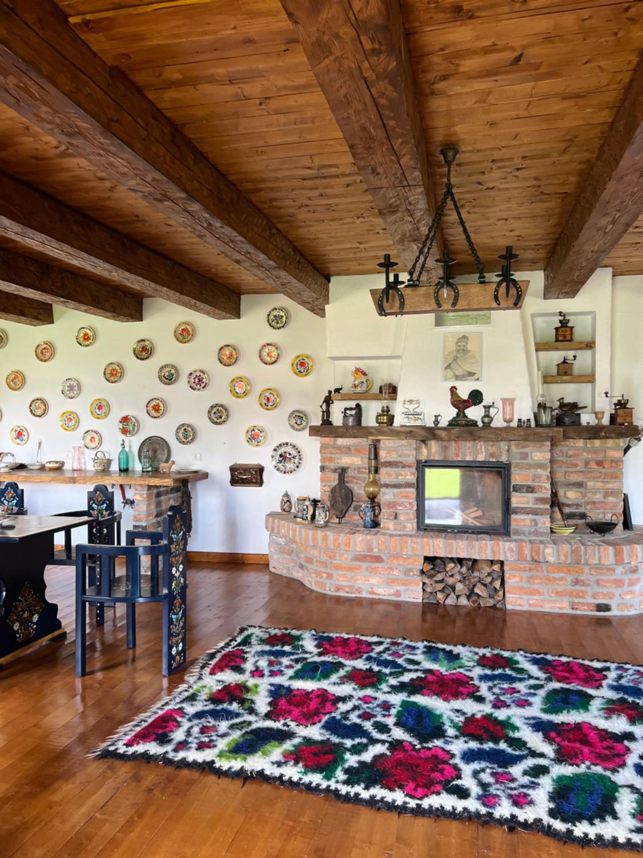 La Patru Daci