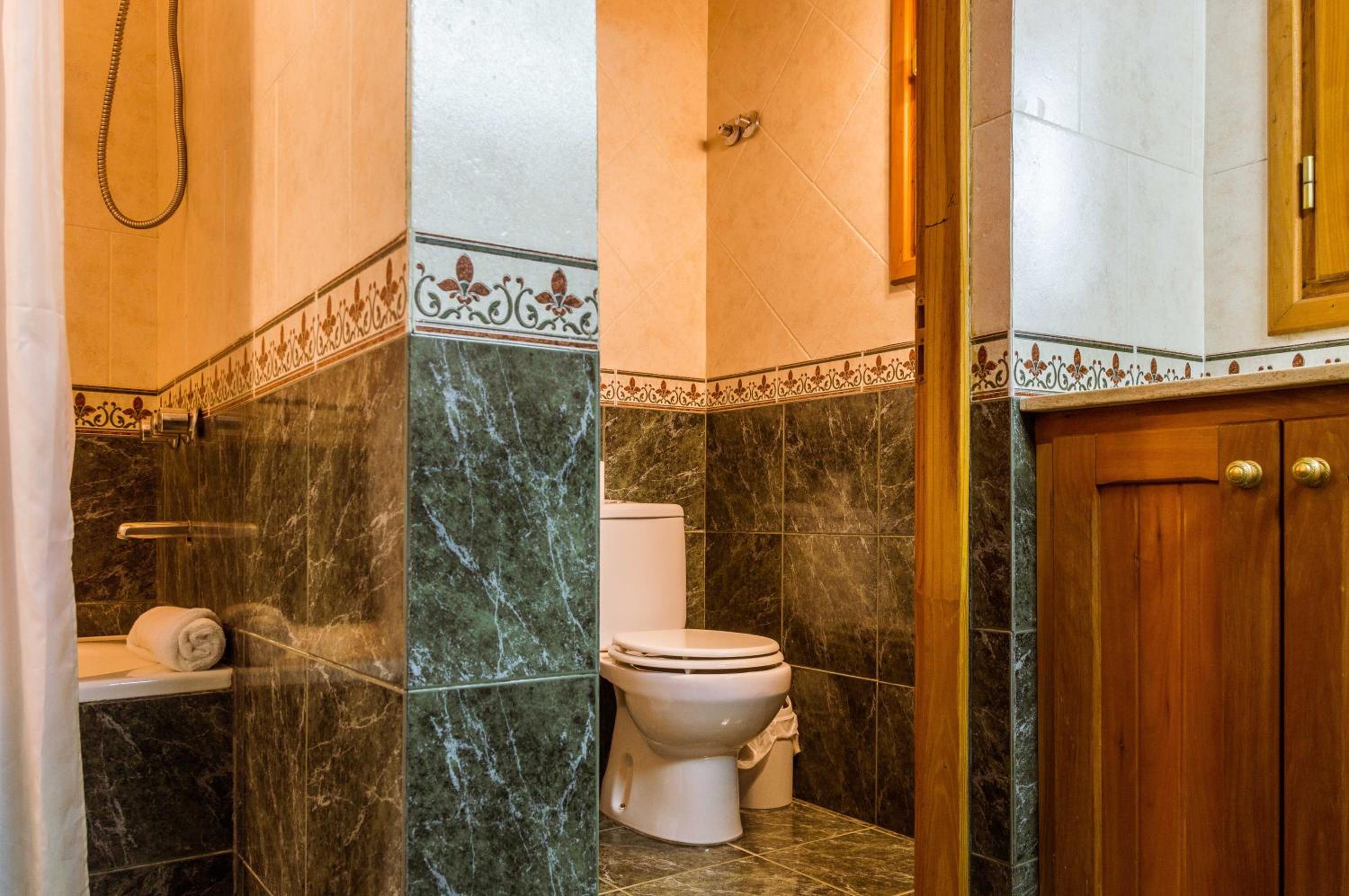 BOG Casa Glorieta - casa 4 cuartos