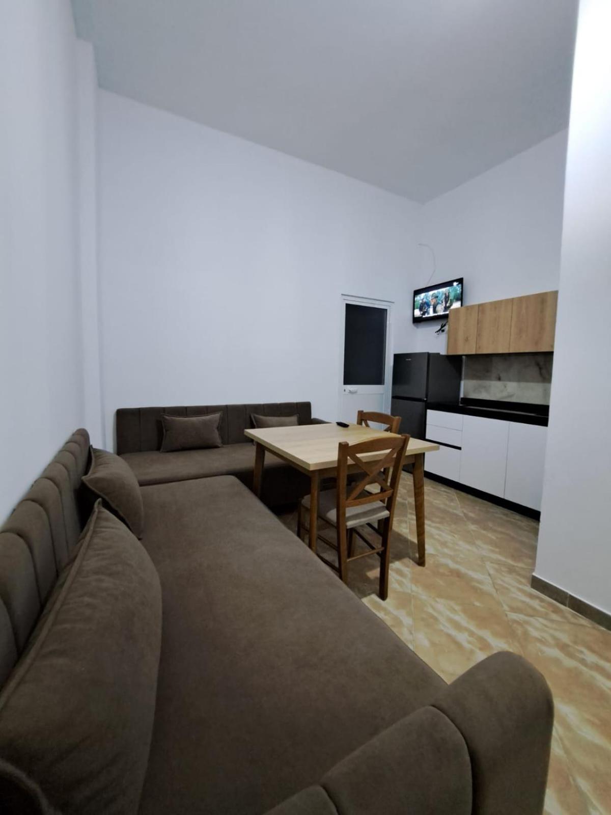 VILA PUSHIMI REGIS