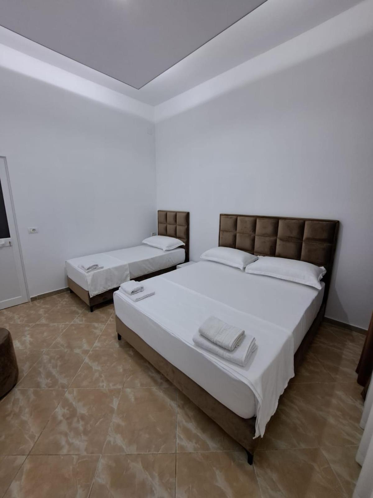 VILA PUSHIMI REGIS