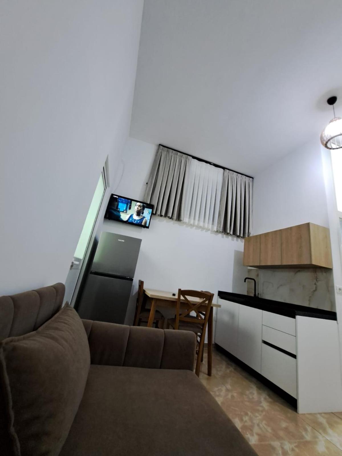 VILA PUSHIMI REGIS