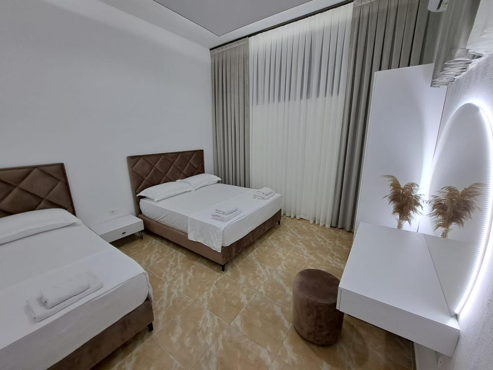 VILA PUSHIMI REGIS